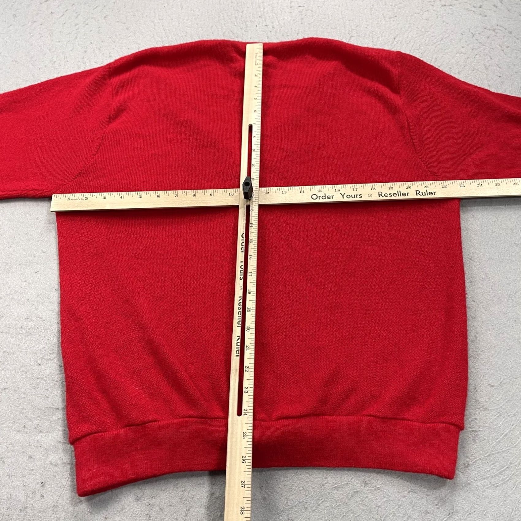 Izod VINTAGE Izod Lacoste Cardigan Sweater Mens L Red Acrylic Knit 80s 90s Golf Walking Size US L / EU 52-54 / 3 - 7 Thumbnail
