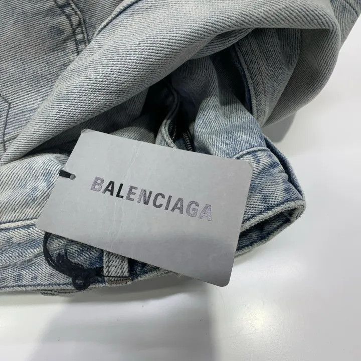Balenciaga Balenciaga FW23 Distressed Flared Denim Jeans 0079-2507 Size US 26 / EU 42 - 2 Thumbnail
