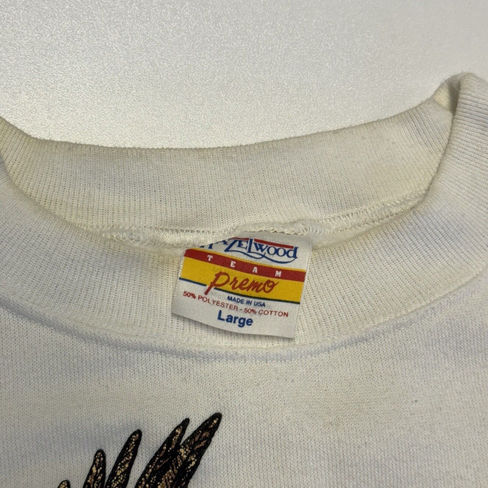 Vintage Vintage 90s American & Proud Sweatshirt Mens Large White Cre Size US L / EU 52-54 / 3 - 5 Thumbnail