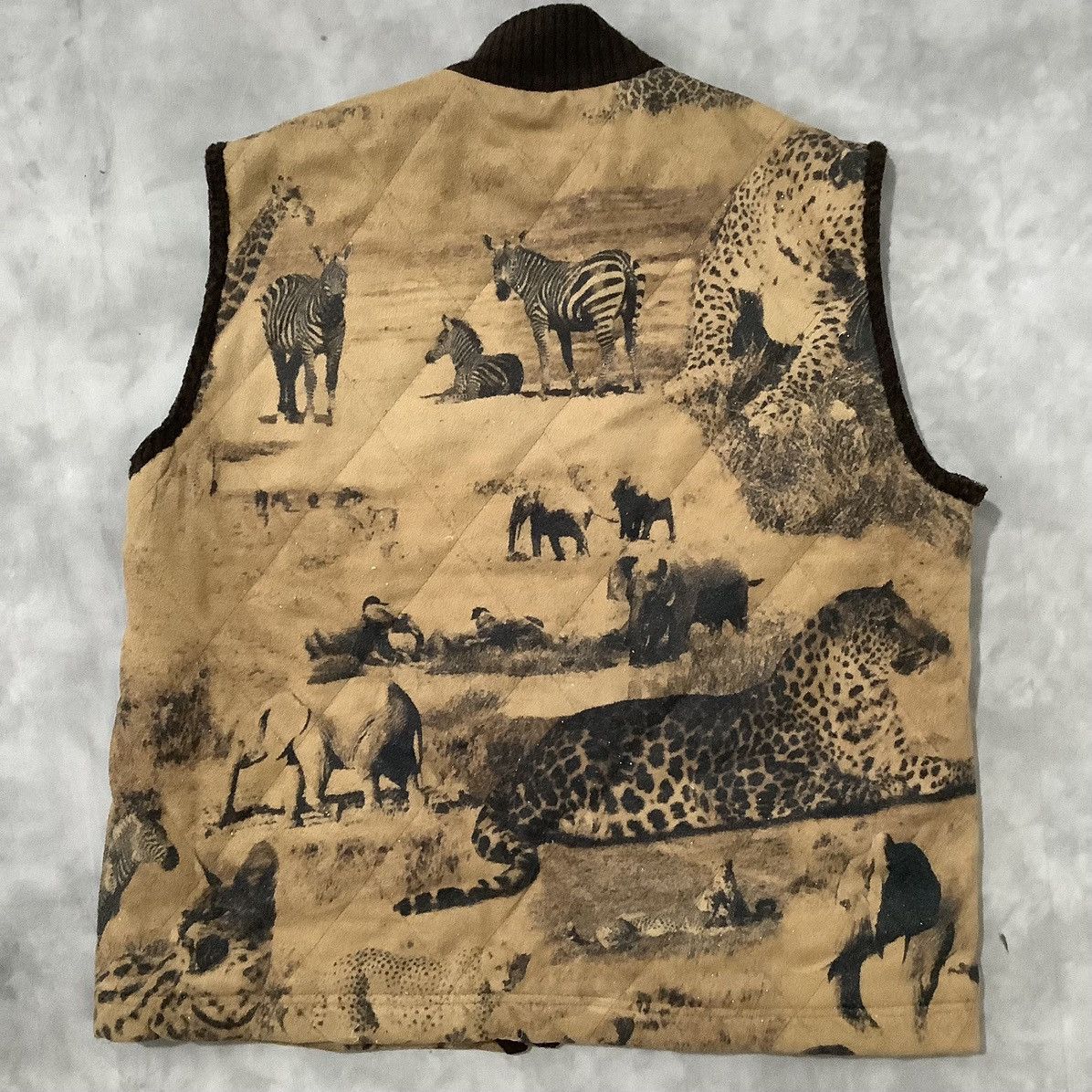 Art Comes First × Japanese Brand Need Gone❗️ Animal All Over Printed Vest La Moda Goji Size US M / EU 48-50 / 2 - 7 Thumbnail