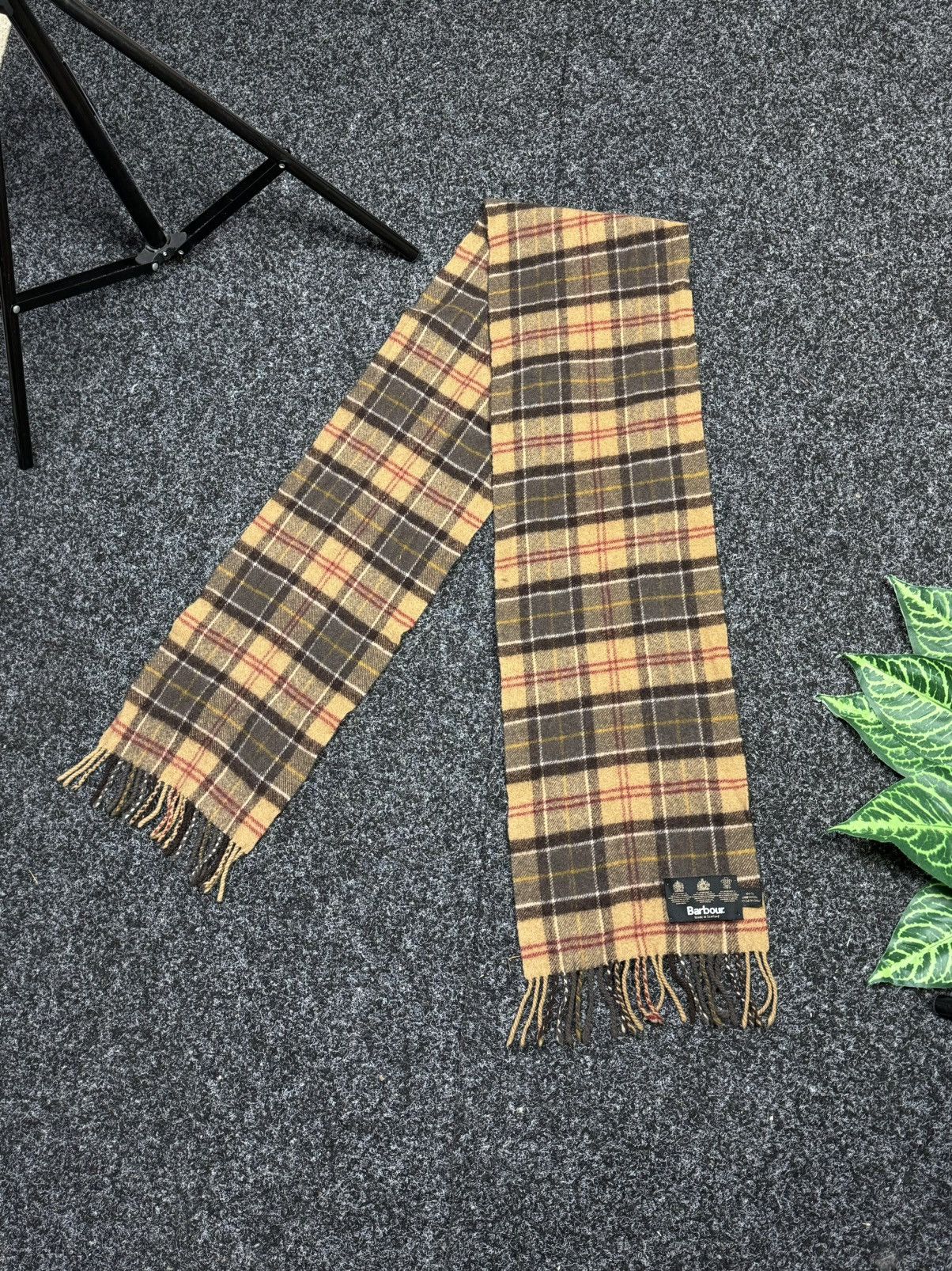 Barbour Barbour Scarf 🧣 Made in Scotland 🏴󠁧󠁢󠁳󠁣󠁴󠁿 Size ONE SIZE - 9 Thumbnail