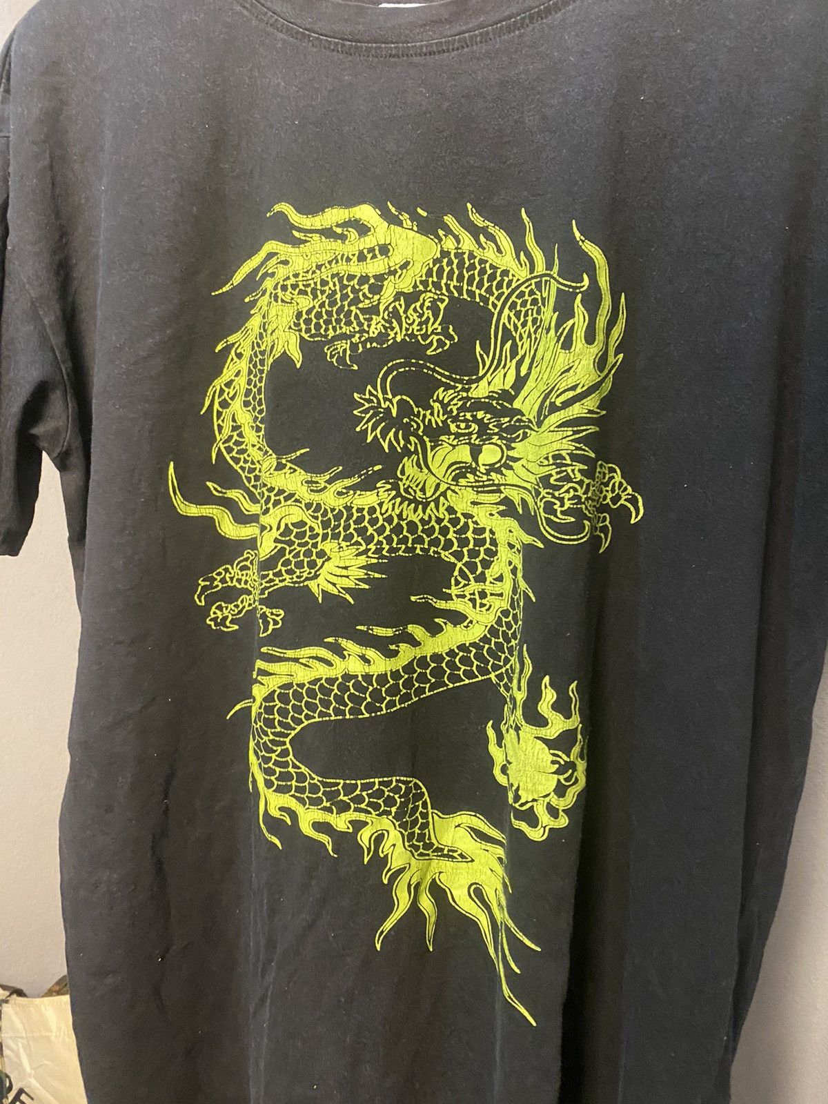 Vintage Dragon 🐉 Big print Size US L / EU 52-54 / 3 - 4 Thumbnail