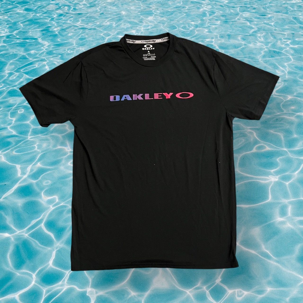 Oakley Sick Oakley pink blue logo graphic tee Size US M / EU 48-50 / 2 - 1 Thumbnail