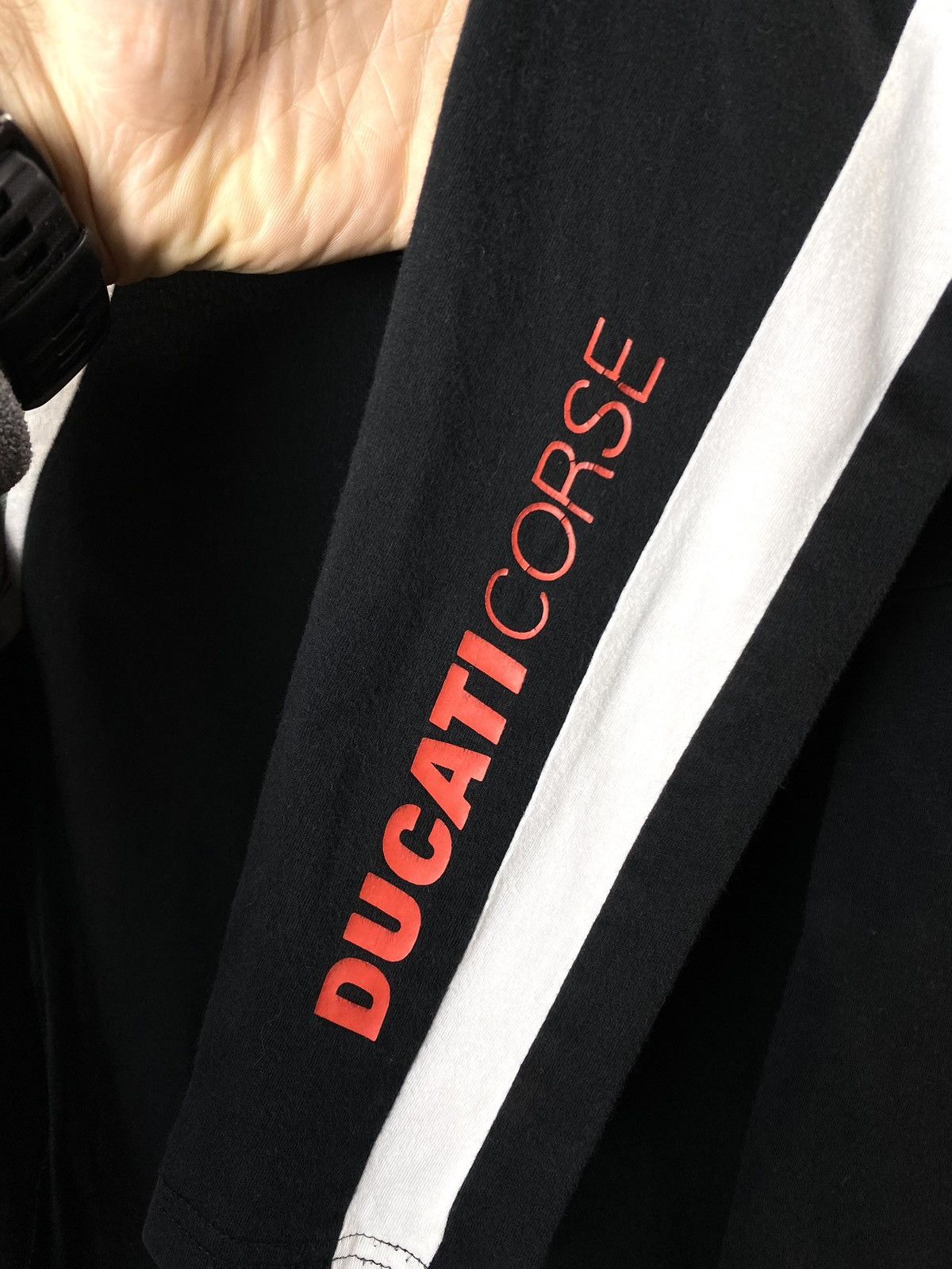 Ducati Vintage 90’s Ducati Corse Racing Longsleeve Suzuki Honda Size US M / EU 48-50 / 2 - 8 Thumbnail
