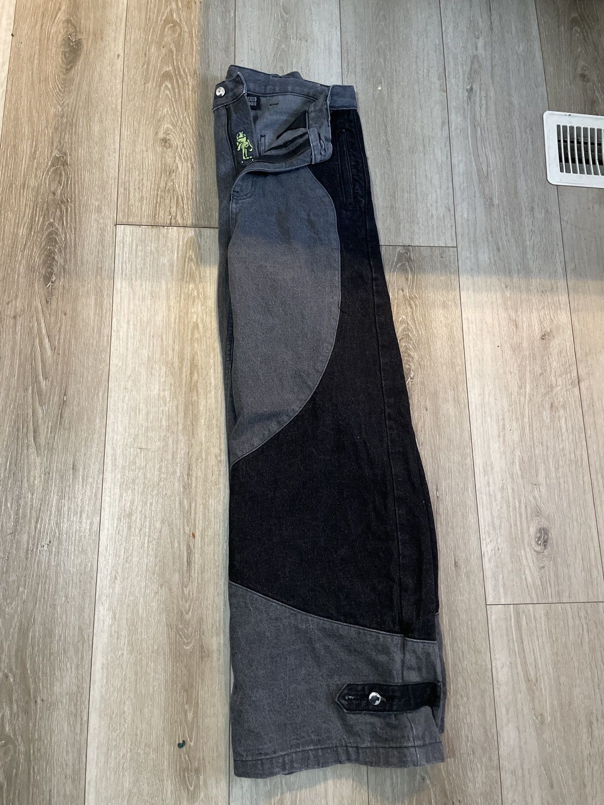 Other Liquid lagoon 1st gen pants Size US 28 / EU 44 - 3 Thumbnail