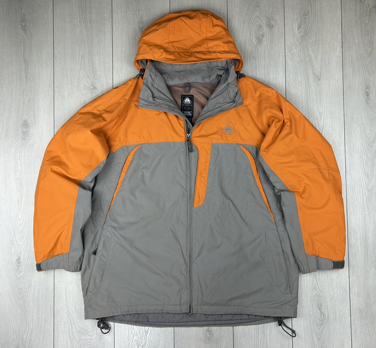 Nike ACG Vintage Gore Tex Jacket Size XL Grey Gorpcore