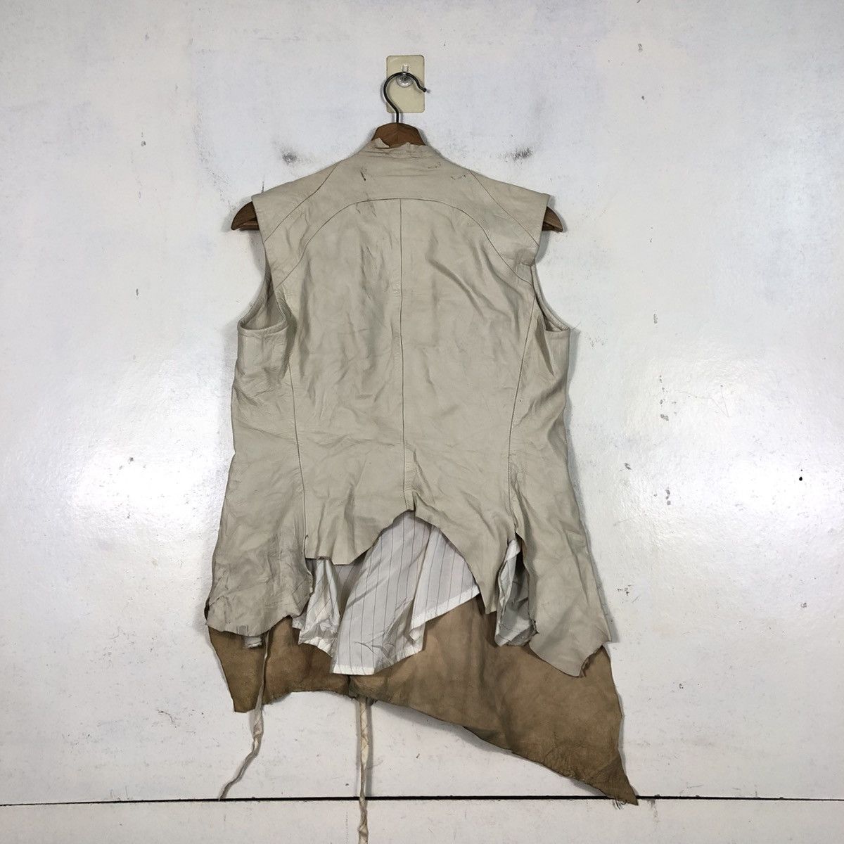 Japanese Brand Distressed Punk Vest Leather Biker Es Sadaharu Hoshino Size US M / EU 48-50 / 2 - 10 Thumbnail