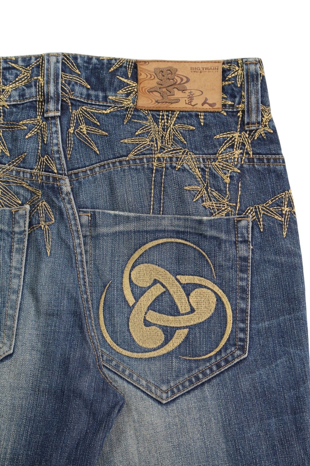 Vintage 2000S OSAKA BIG TRAIN EMBROIDERED JEANS Size US 31 - 6 Thumbnail