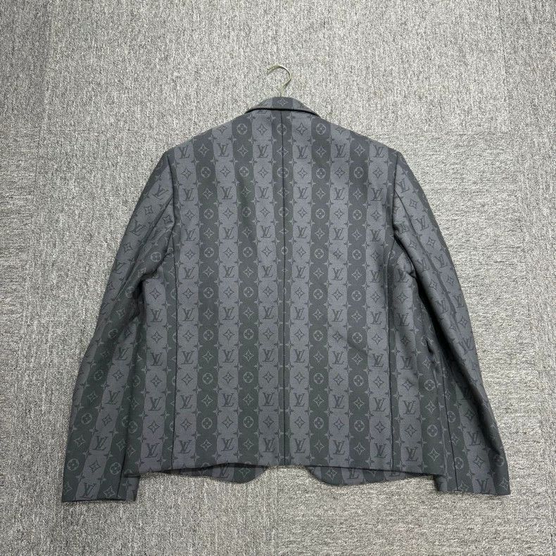 Louis Vuitton louis vuitton Love Embroidered Suit 2501-Nextarrow Size 48R - 3 Thumbnail