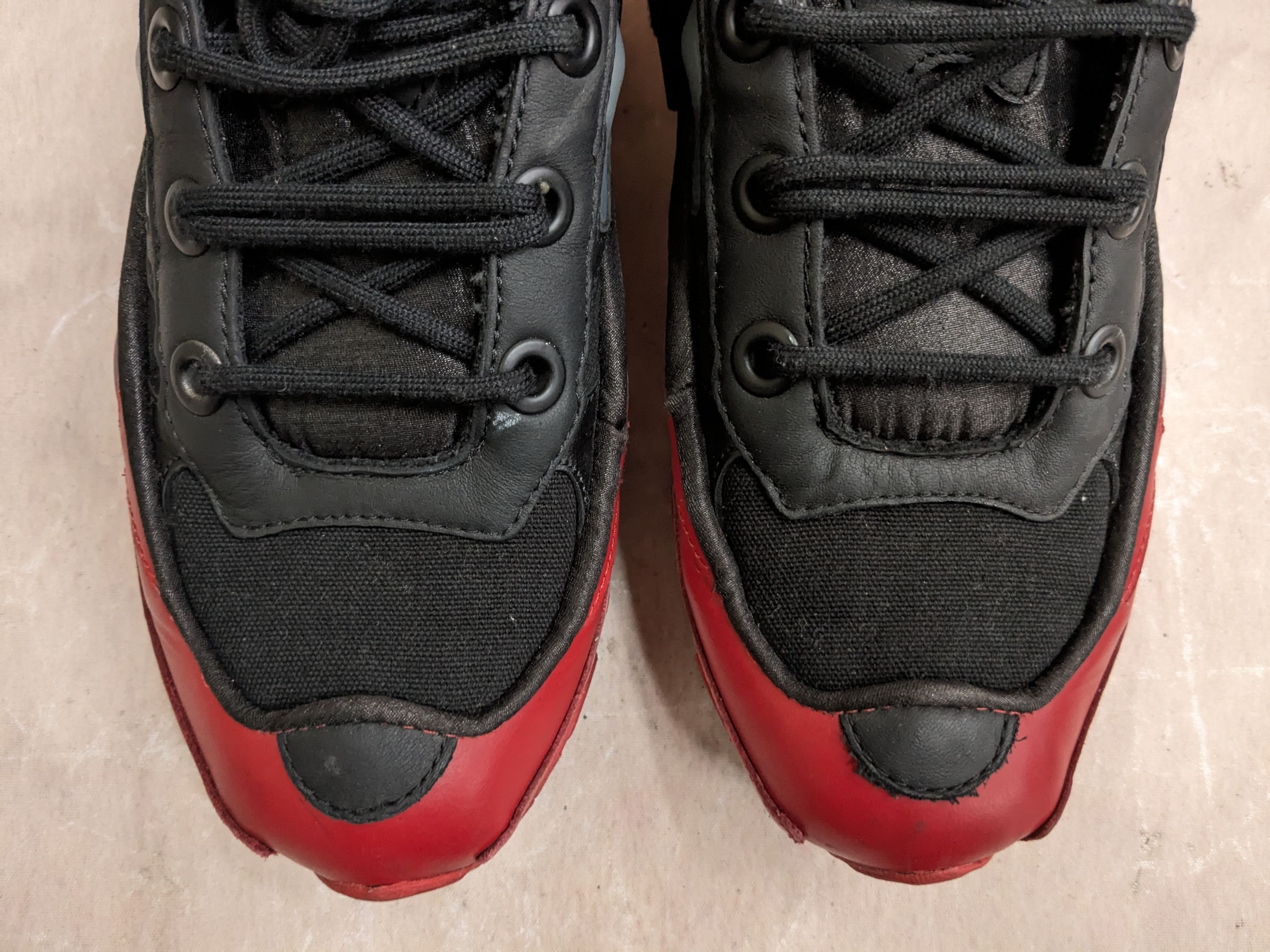 Raf Simons Adidas Raf Simons Ozweego 3 Black Scarlet DA8775 Black 7 Size US 7 / EU 40 - 5 Thumbnail