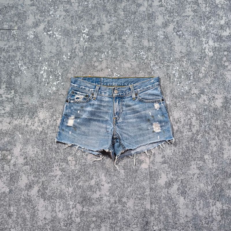 Levi's vintage trashed paint stained levis cut-off shorts Size 27" / US 4 / IT 40 - 2 Thumbnail