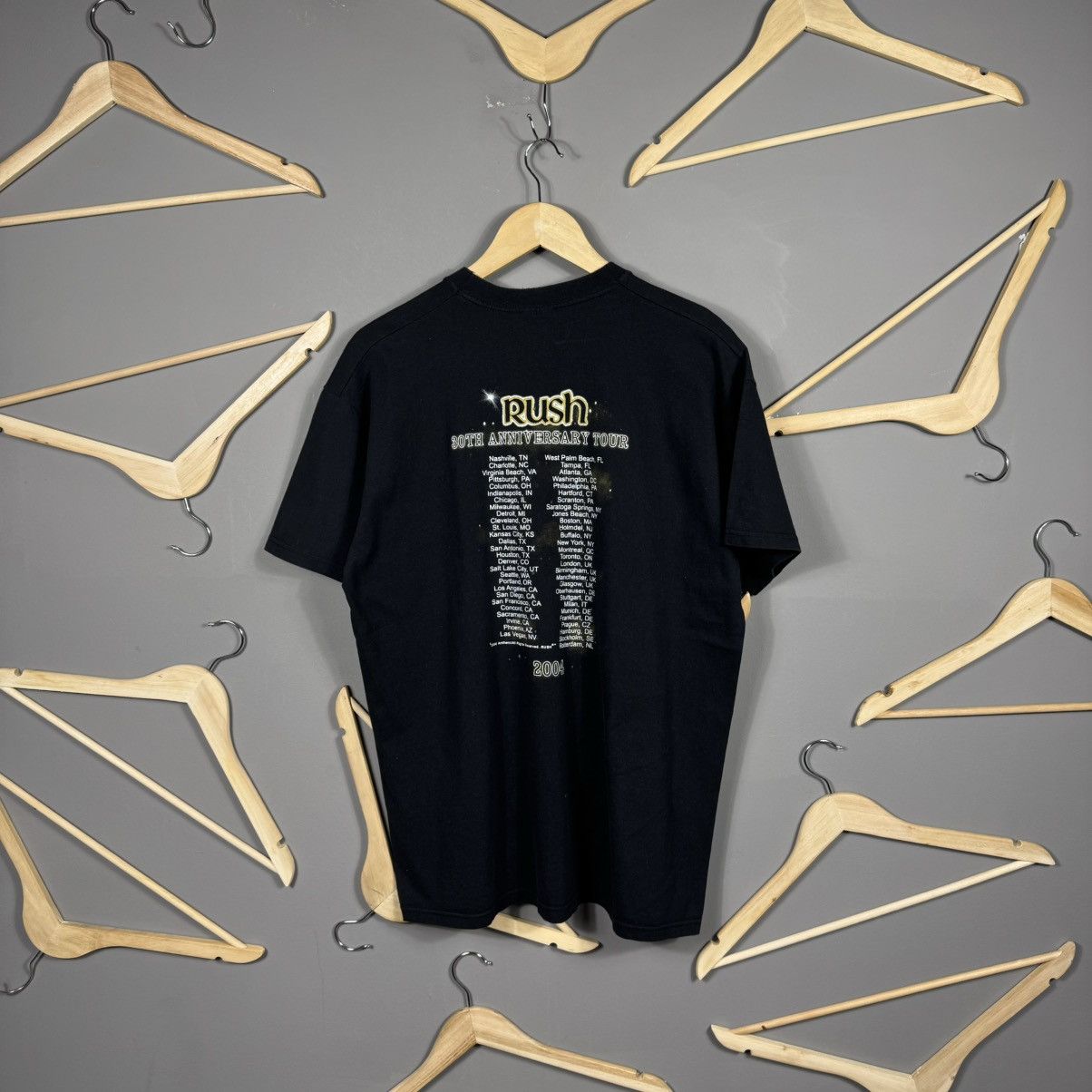 Band Tees Vintage 2004 Rush 30th Anniversary Tour T-shirt Size US L / EU 52-54 / 3 - 6 Thumbnail