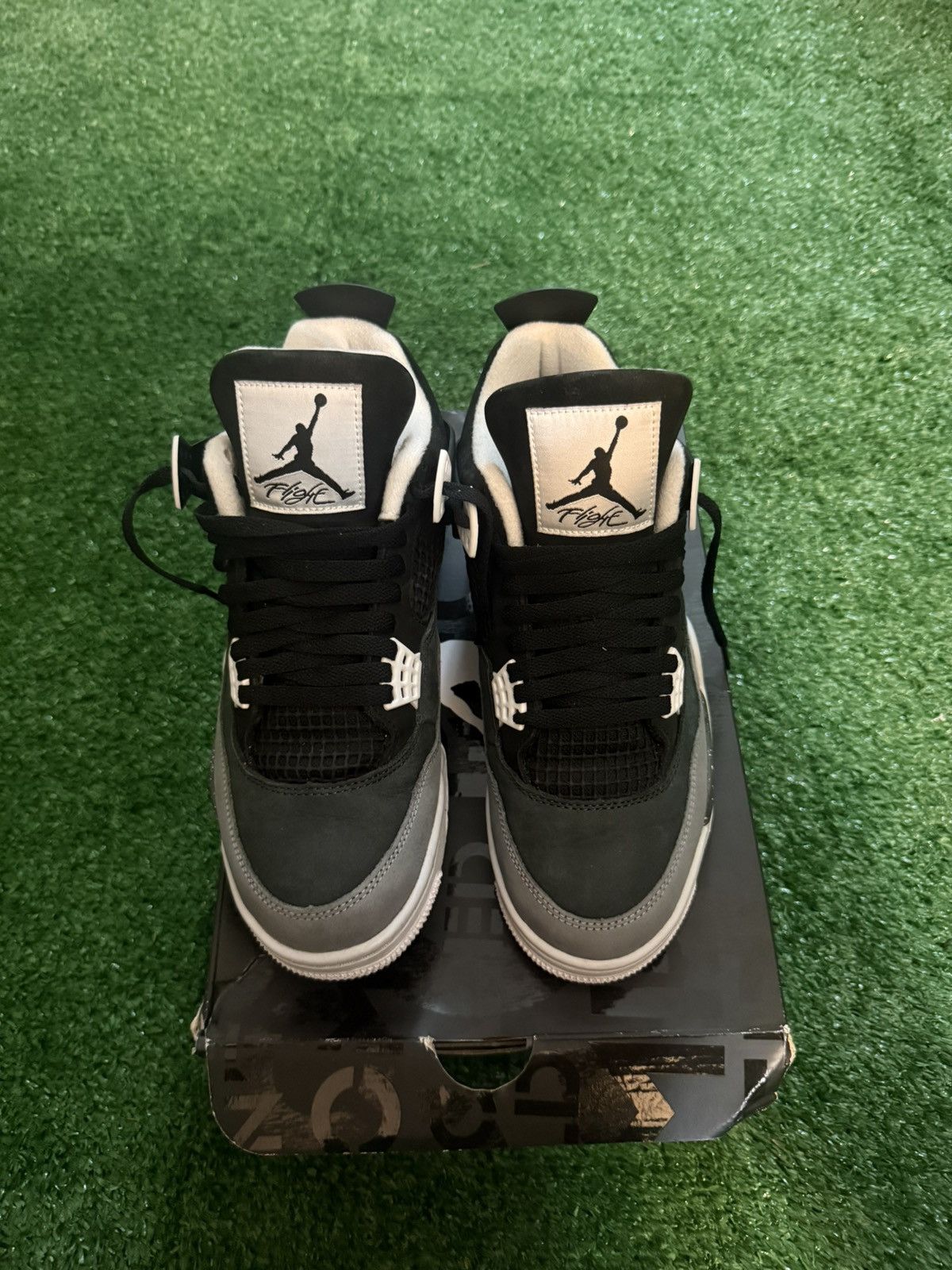 Nike Jordan 4 fear Size US 8.5 / EU 41-42 - 2 Thumbnail