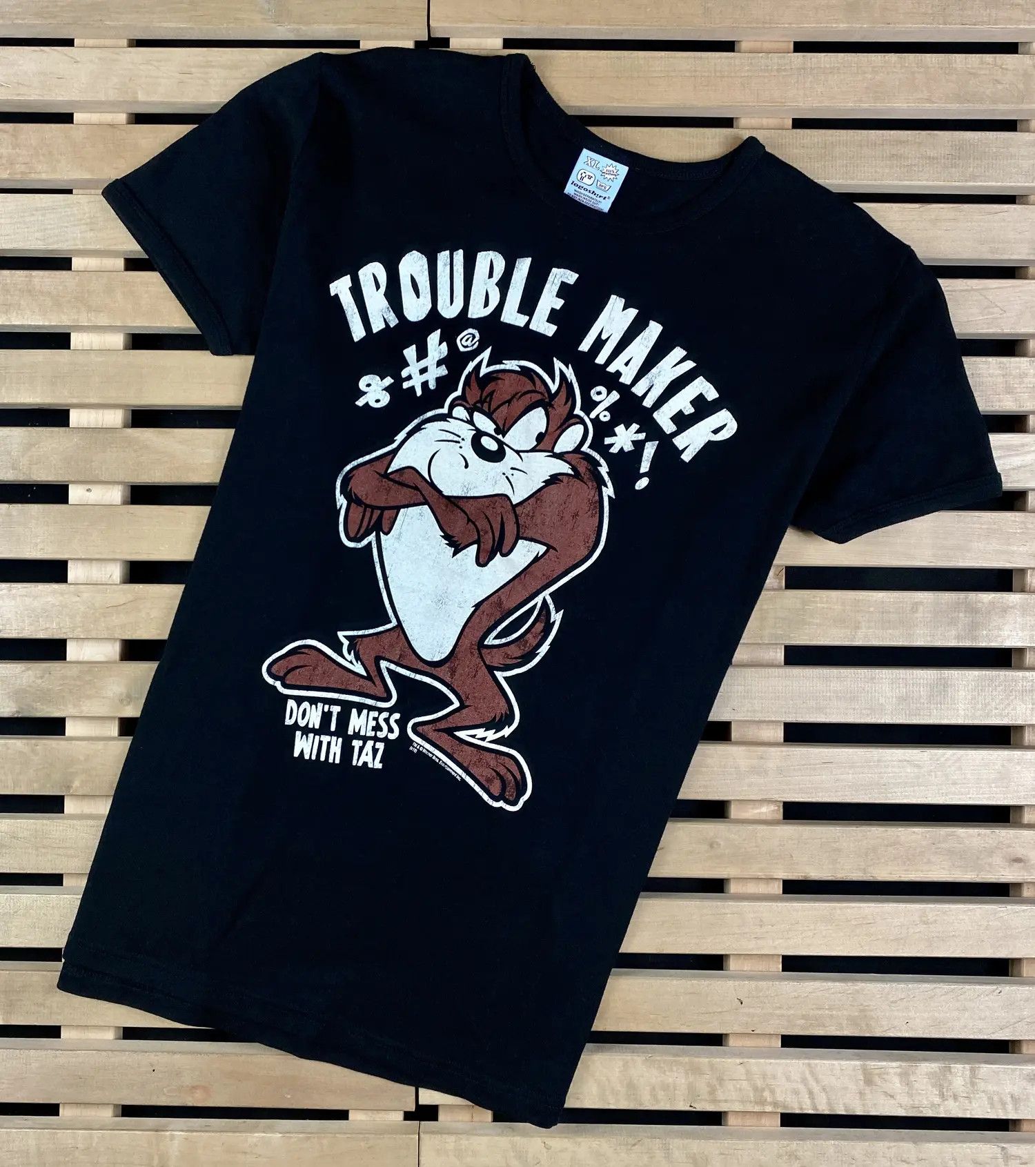 Vintage Mens T-Shirt Warner Bros Taz Size XL Size US XL / EU 56 / 4 - 1 Thumbnail