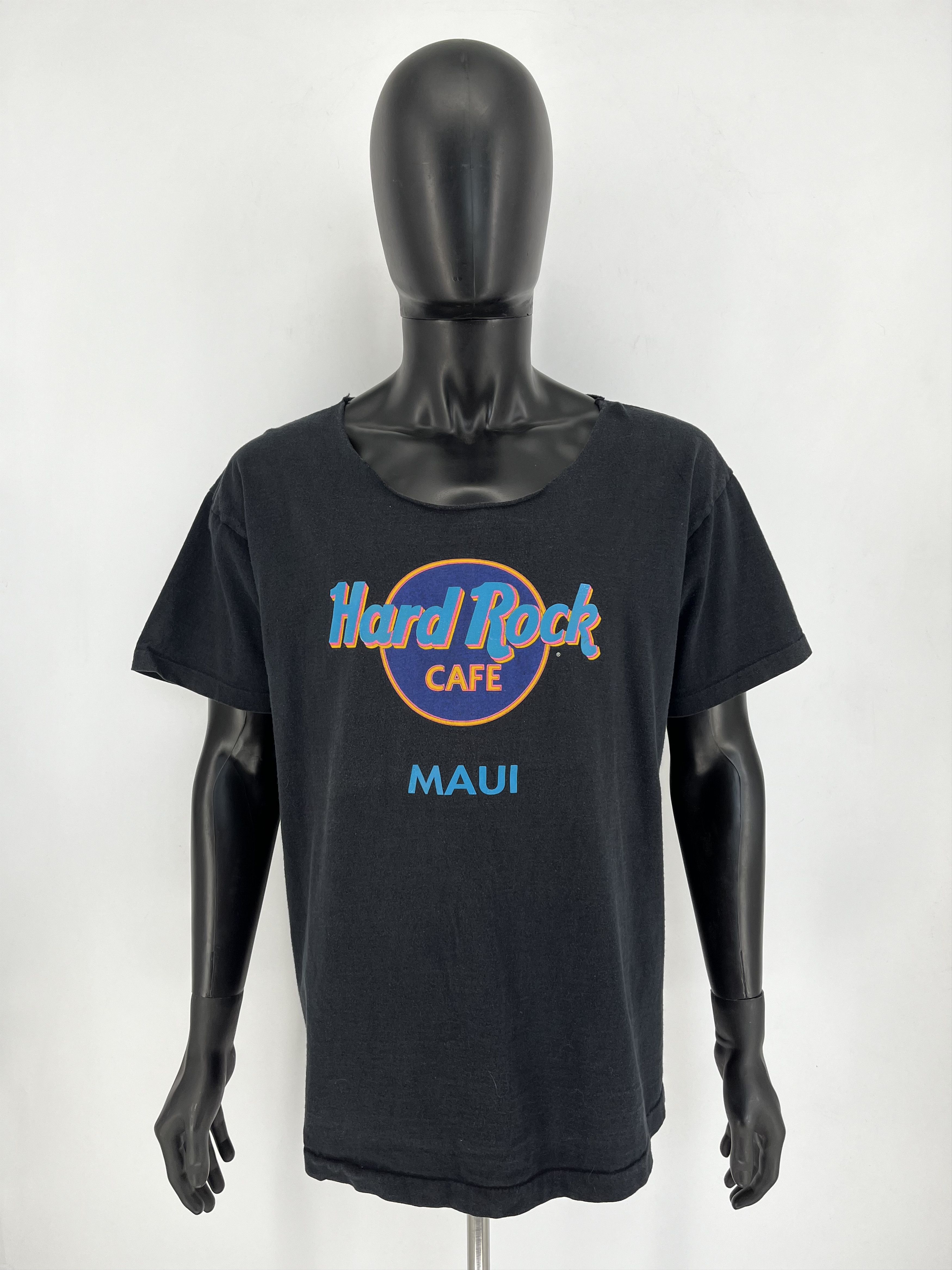 Hard Rock Cafe Vintage Y2K Hard Rock Cafe Maui Made in USA tee Size US L / EU 52-54 / 3 - 1 Thumbnail