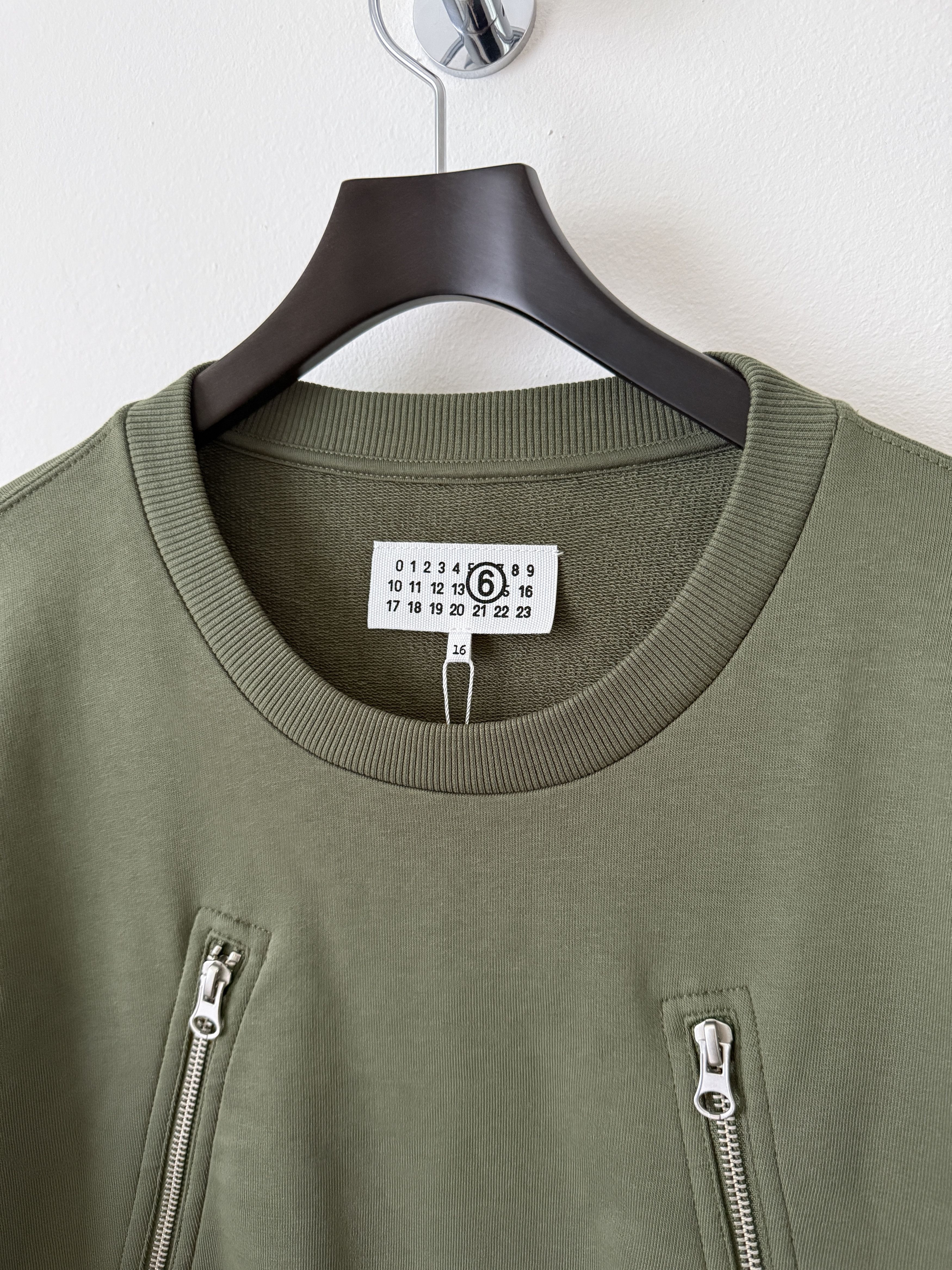 Maison Margiela MM6 5 Zip Crewneck Size US M / EU 48-50 / 2 - 6 Thumbnail