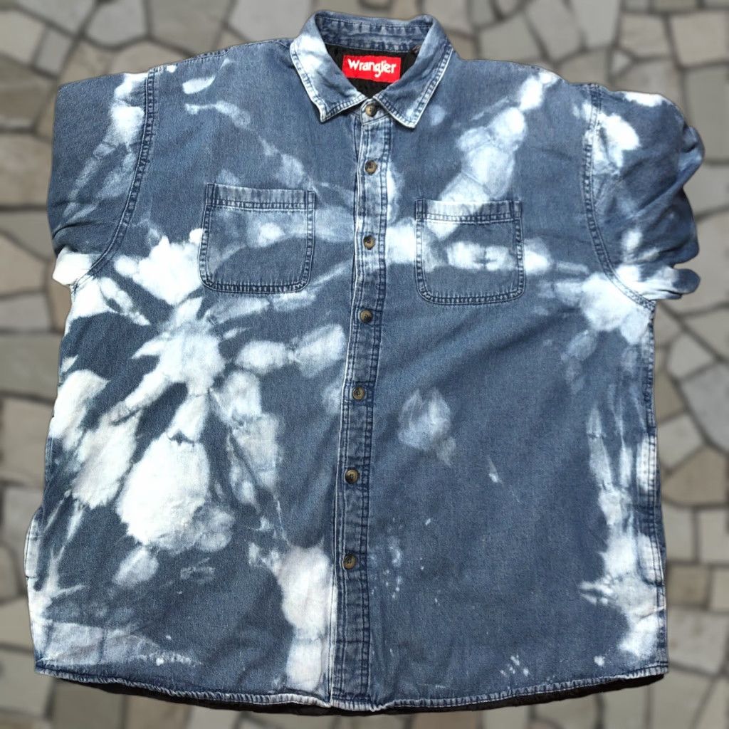 Wrangler Wrangler Shacket Men XL Denim Shirt Jacket Quilt Pockets Tie Dye Acid Wash 90s 80s Grunge Jacket Mens XL Denim Blue Wool? Size US XL / EU 56 / 4 - 1 Thumbnail