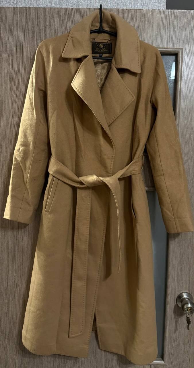 Loro Piana Luxury Loro Piana wool trench coat women size 36 beige Size XS / US 0-2 / IT 36-38 - 1 Thumbnail