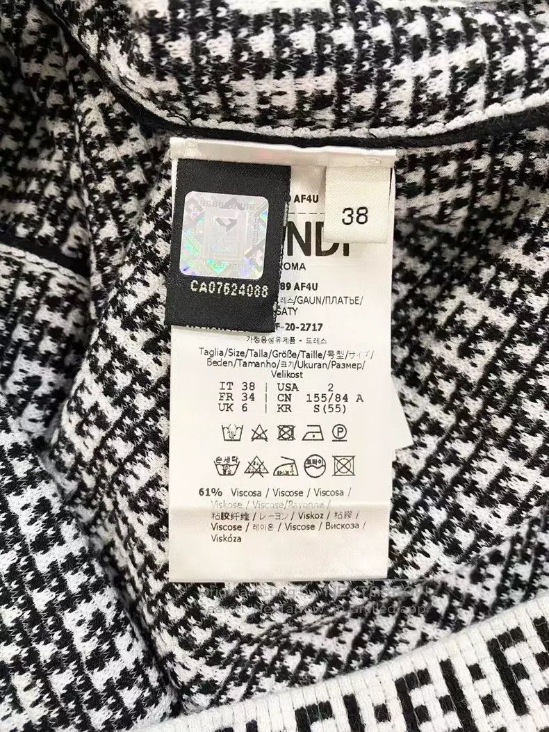 Fendi Fendi Double F Jacquard Knit Short Sleeve Dress Size XXS / US 00 / IT 34 - 6 Thumbnail