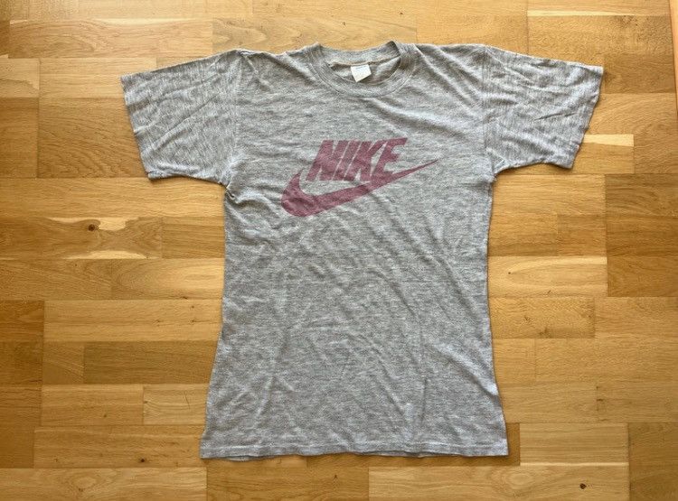 Nike 1980s made in UK vintage Nike t shirt Size US M / EU 48-50 / 2 - 2 Thumbnail