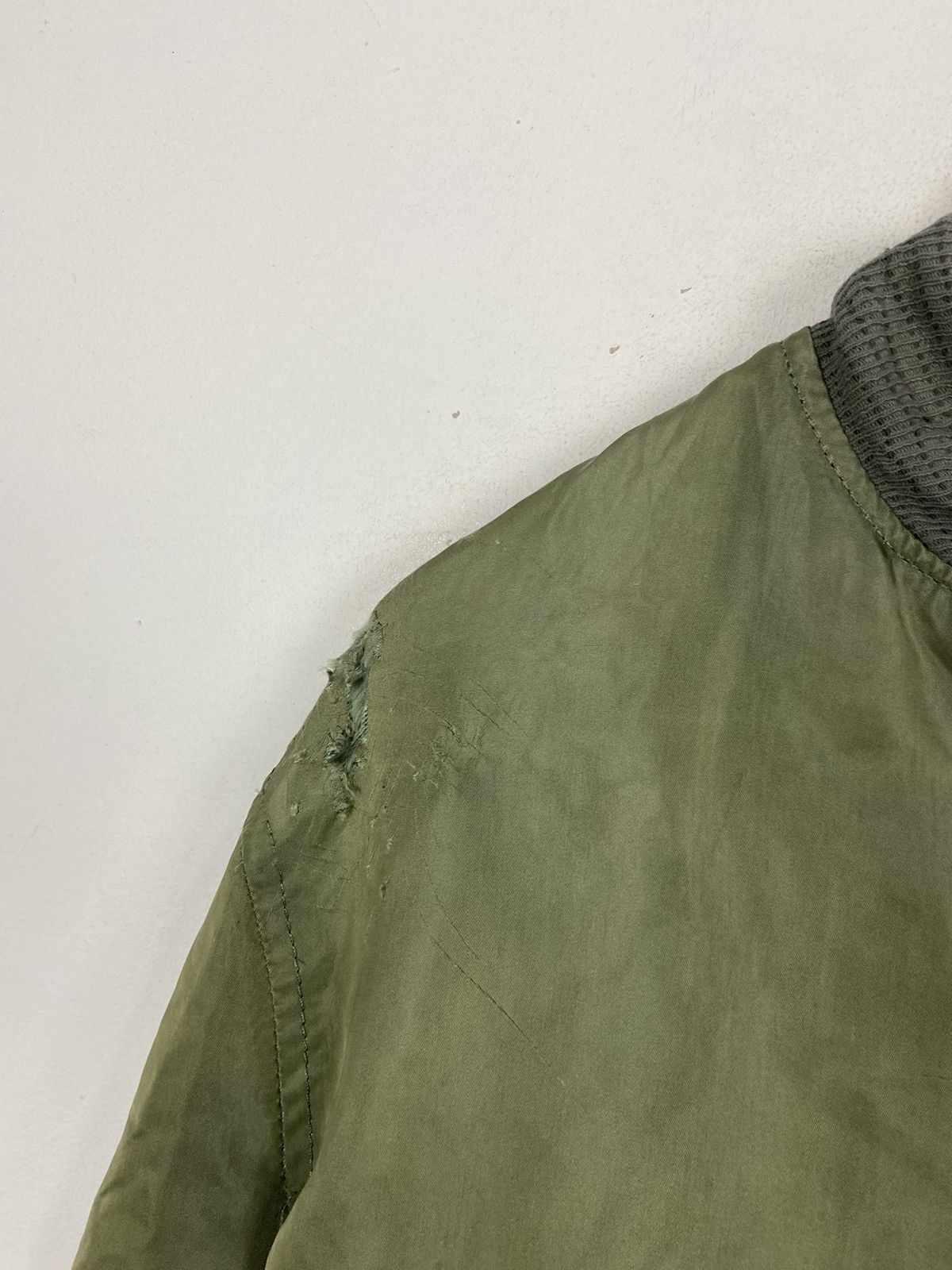 Alpha Industries MA 1 Crazy Design The Wildhearts Worn Distressed Jacket Size US L / EU 52-54 / 3 - 7 Thumbnail