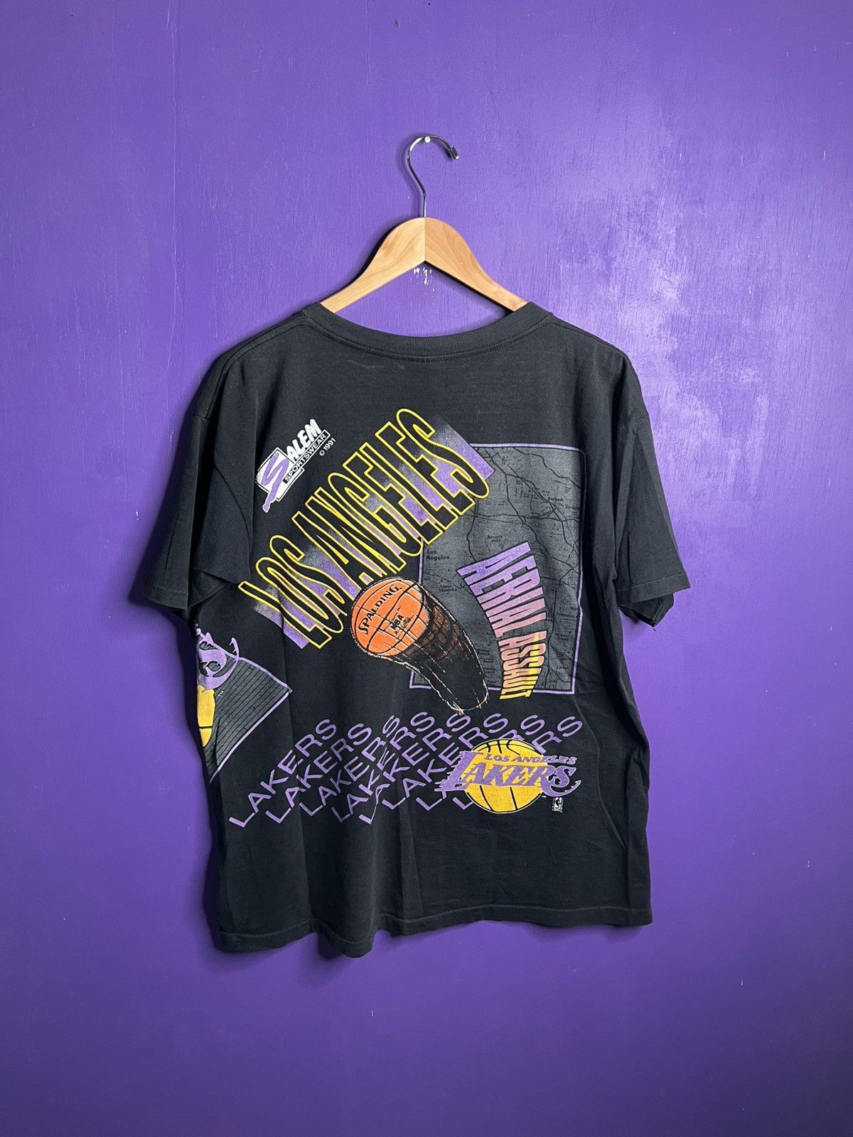 NBA × Salem Sportswear × Vintage Vintage 90s Salem sportswear LA lakers AOP t-shirt Size US L / EU 52-54 / 3 - 2 Thumbnail