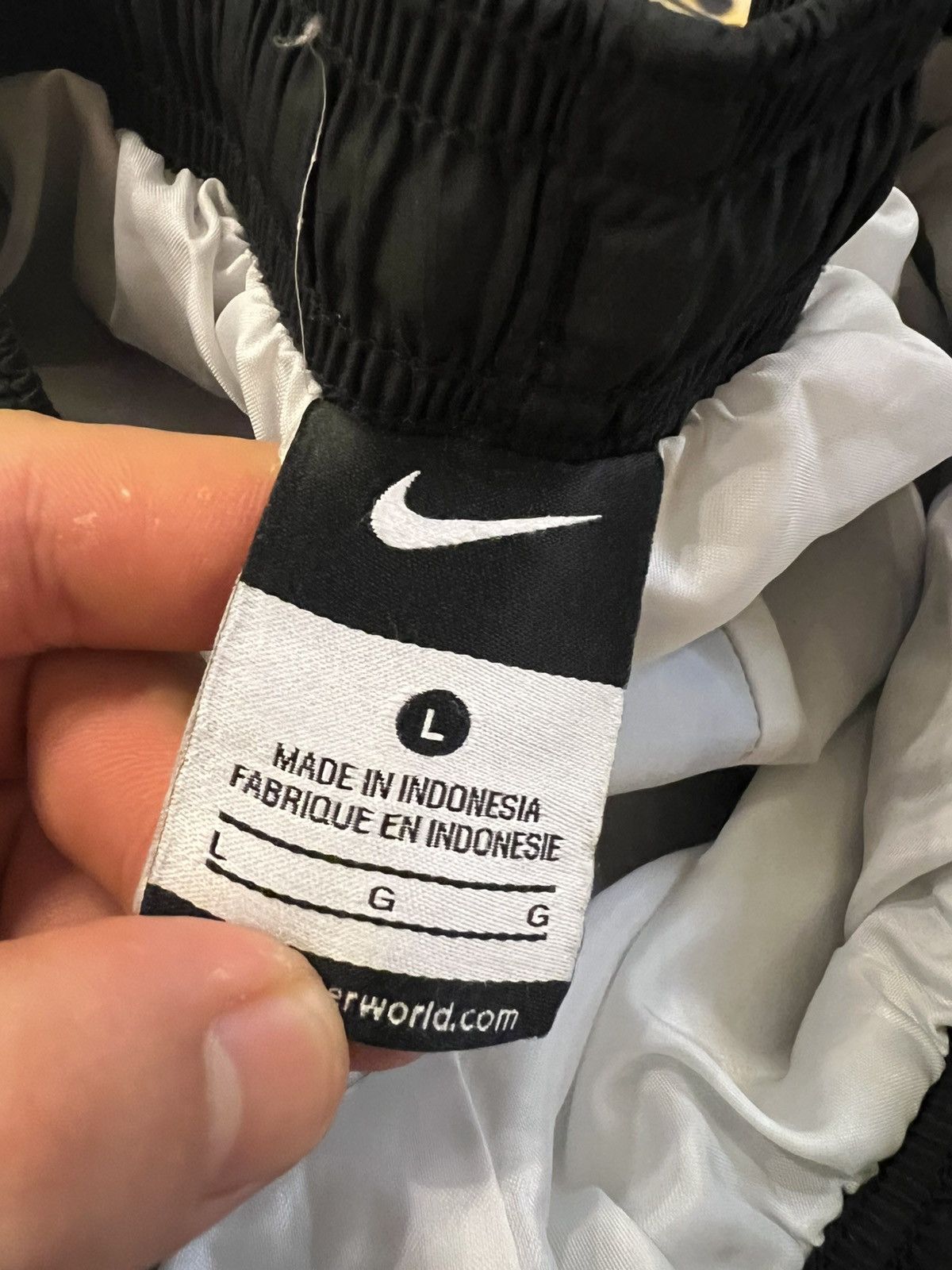 Nike × Vintage NIKE Air-Vent Check Track-Pants Size US 34 / EU 50 - 9 Thumbnail
