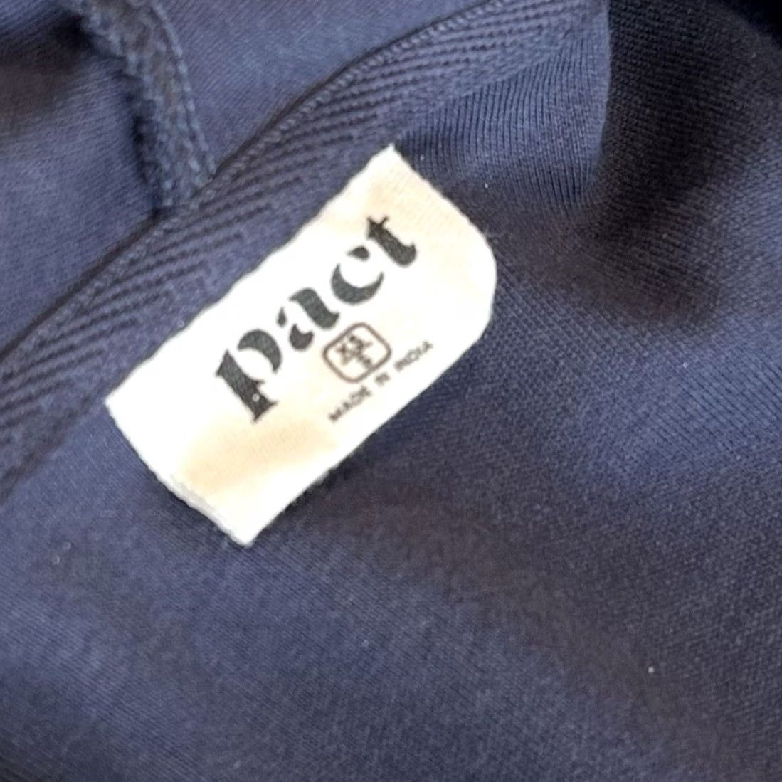 Vintage Pact Organic Airplane Wrap Cardigan Women’s XS/S Knit Open-Knit Open Neckline Black Dolman Sleeve Pockets Machine Washable Relaxed Cardigan Size XS / US 0-2 / IT 36-38 - 4 Thumbnail