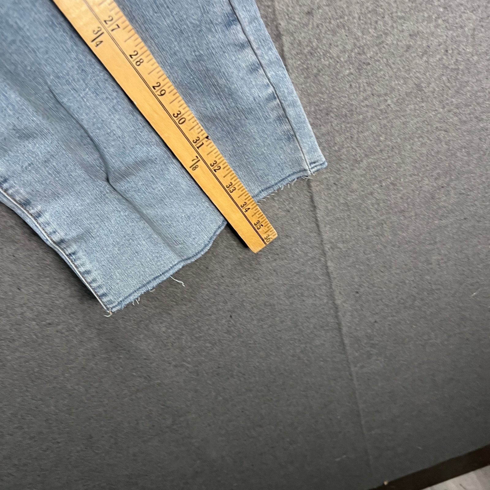 Other LOGO by Lori Goldstein Tall Wide Leg Jeans with Button Fly Size 27" / US 4 / IT 40 - 8 Thumbnail