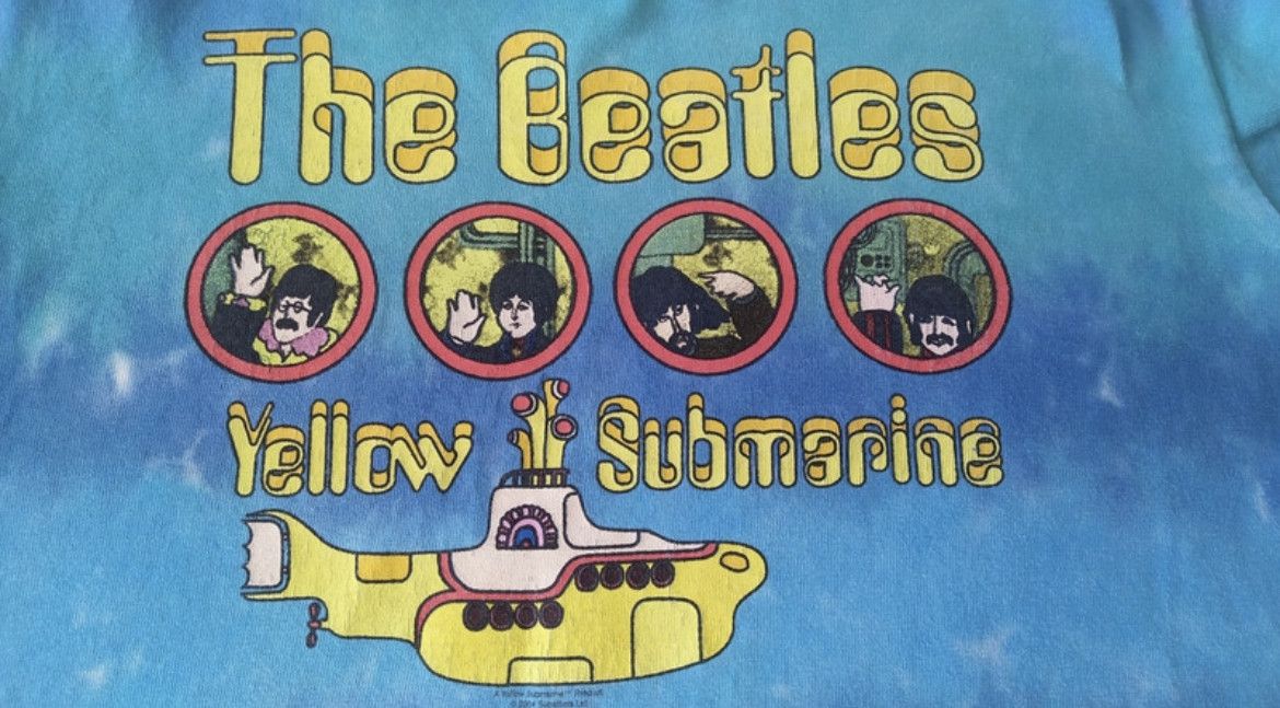 Vintage 2004 The Beatles Liquid Blue Tie Dye Shirt Yellow Submarine 