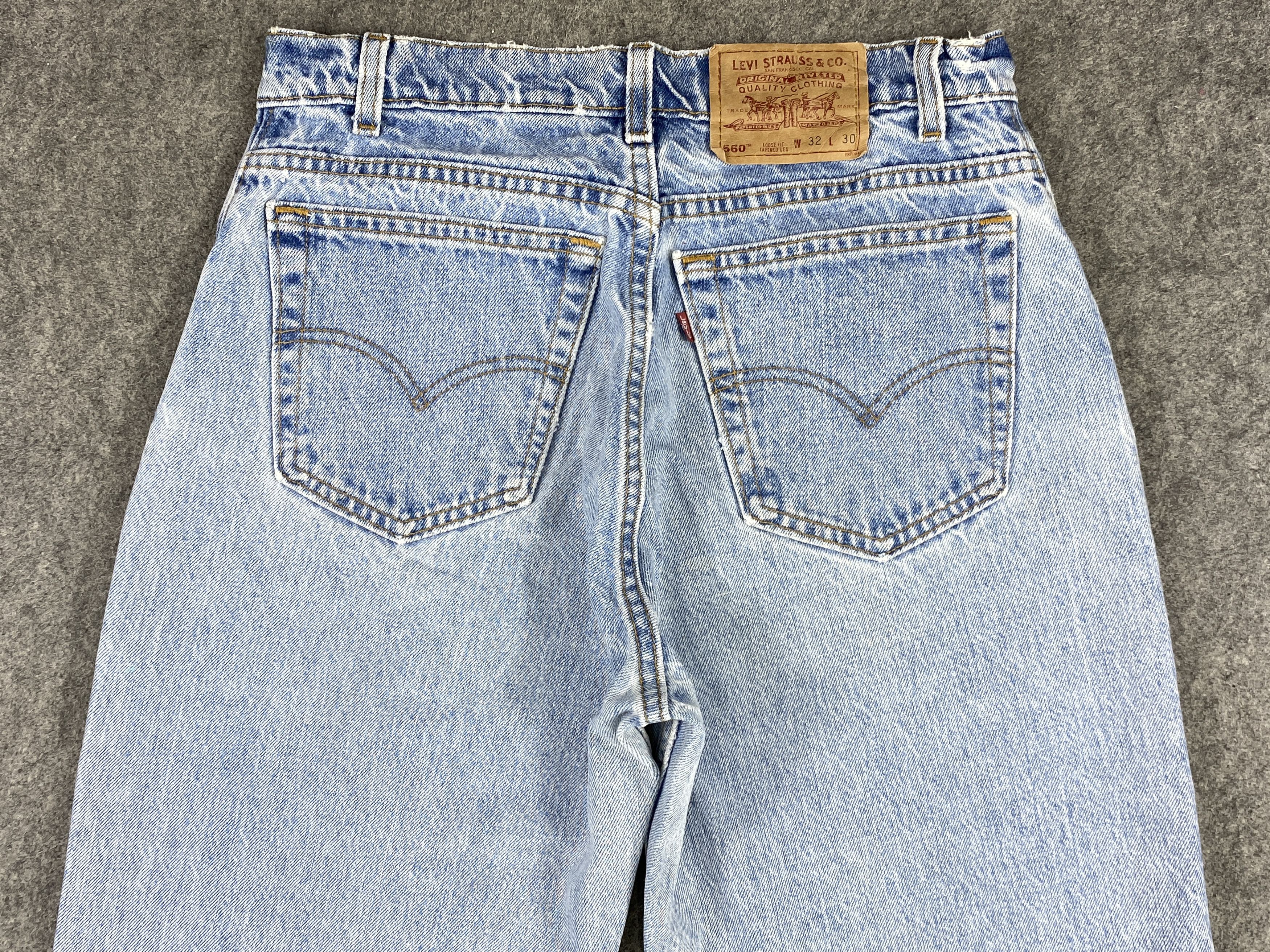 Japanese Brand 90's Light Blue Wash Vintage Levi's 560 USA 30x30 -JN1874 Size US 30 / EU 46 - 4 Thumbnail