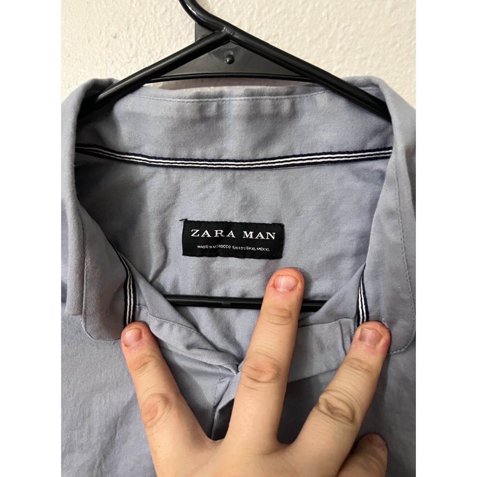 Zara ZARA MAN Button-Down Shirt Adult XL Gray Solid Long Sleeve Tailored Fit Mens Size US XL / EU 56 / 4 - 2 Thumbnail