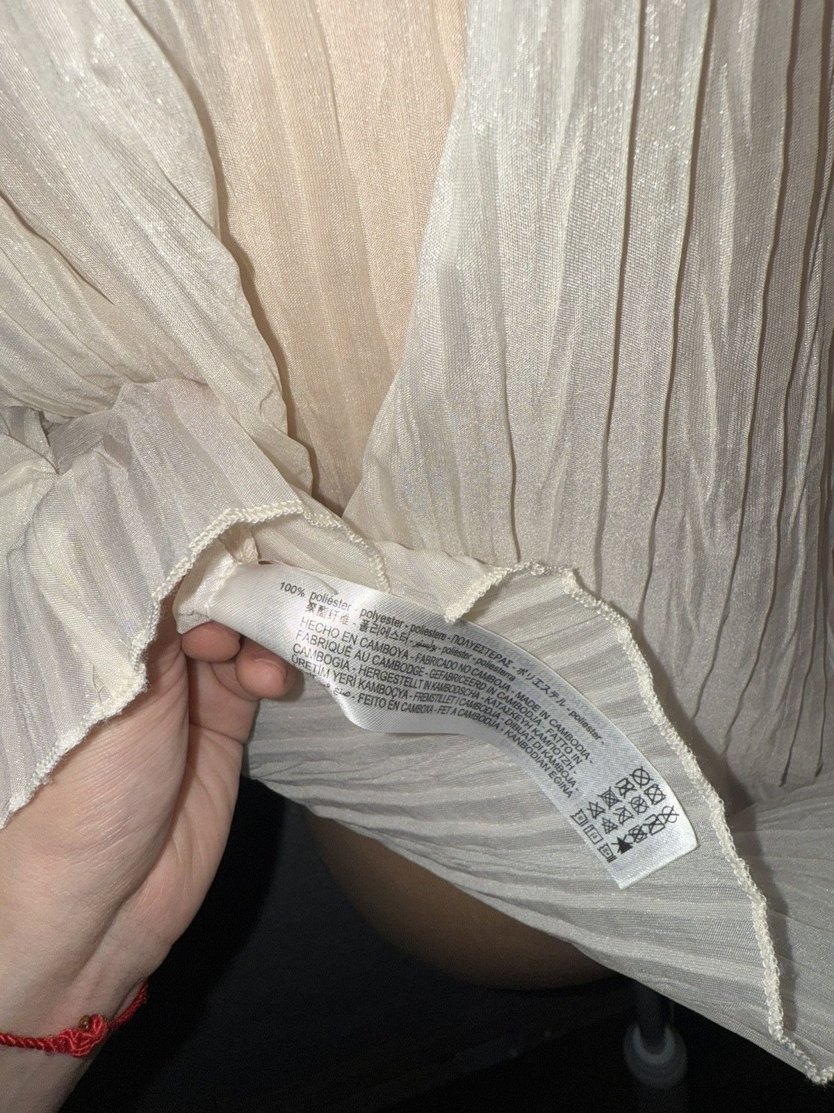 Zara ZARA PLEATED BLOUSE WITH RUFFLES 8741/050 SIZE LARGE Size L / US 10 / IT 46 - 4 Thumbnail