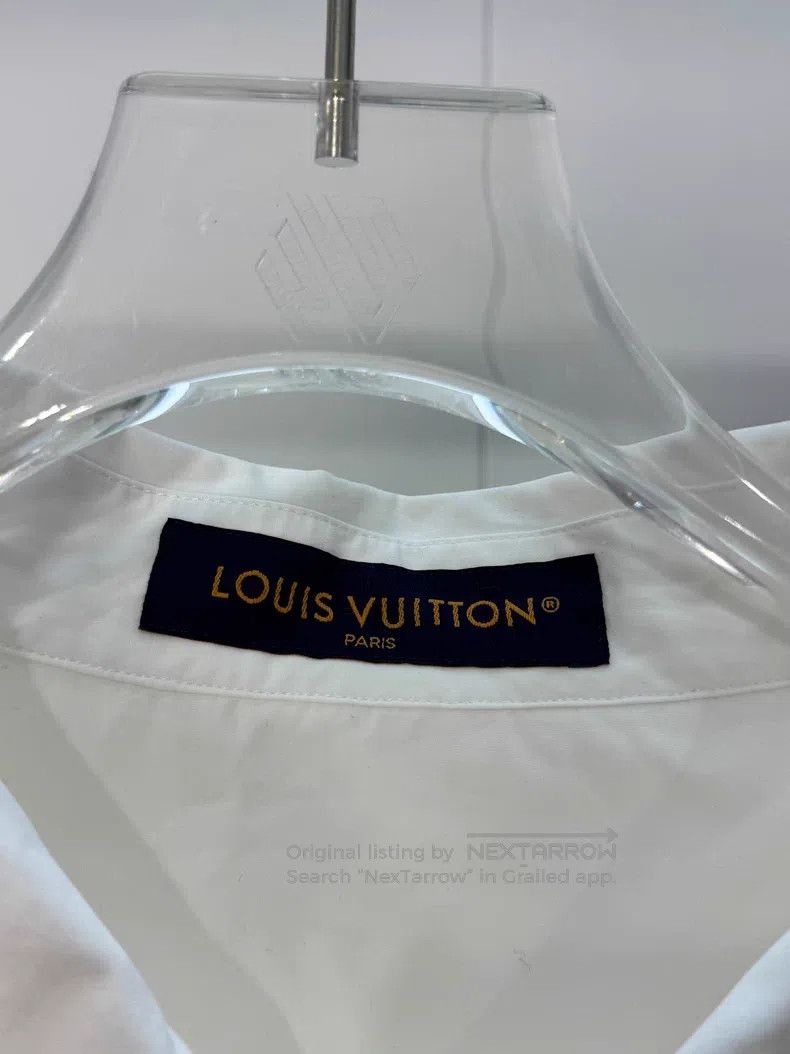 Louis Vuitton Louis Vuitton SS25 Solid Single Breasted Logo Print Short Size US S / EU 44-46 / 1 - 4 Thumbnail
