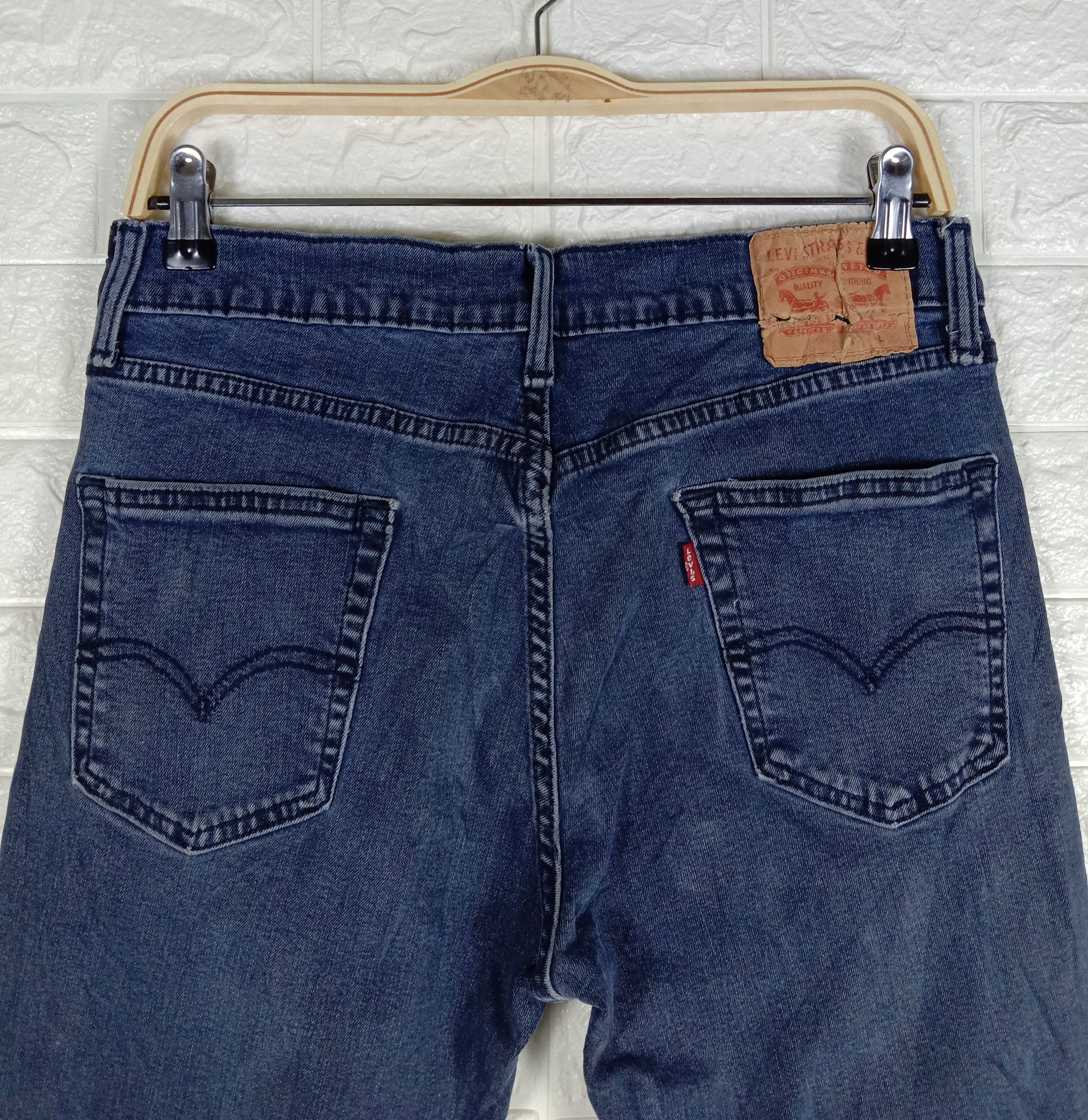 Levi's Vintage Levi's 511 Slim Jeans Dark Blue Denim Size US 31 - 6 Thumbnail
