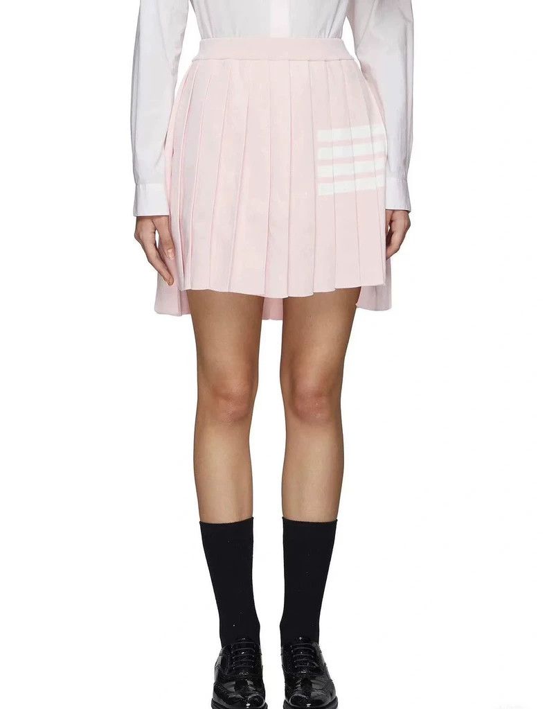 Thom Browne Thom Browne A pink knit pleated skirt Size 24" / US 00 / IT 34 - 1 Thumbnail