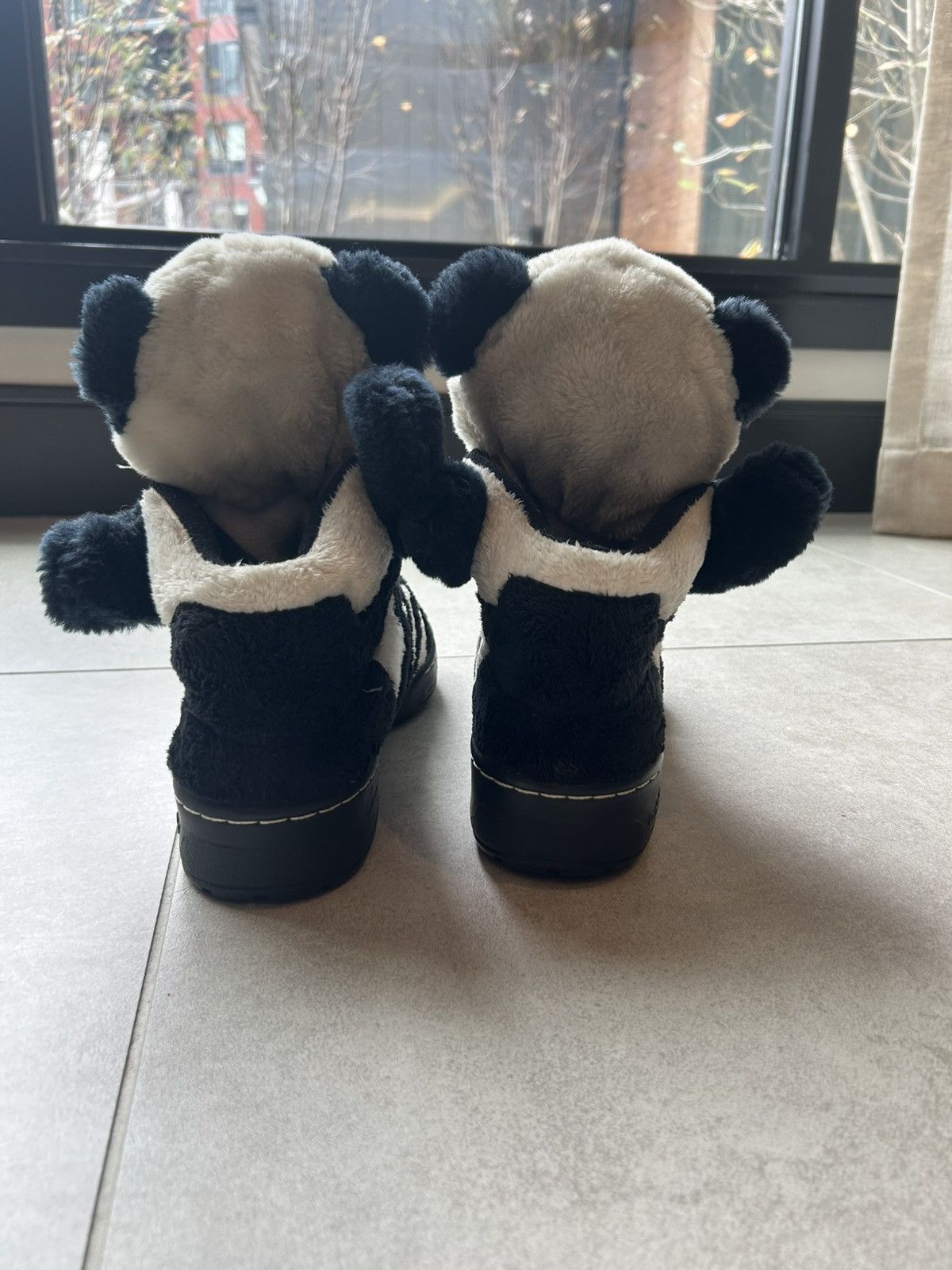 Adidas × Jeremy Scott JEREMY SCOTT ADIDAS PANDA HEAD GRAIL Size US 10 / EU 43 - 5 Thumbnail