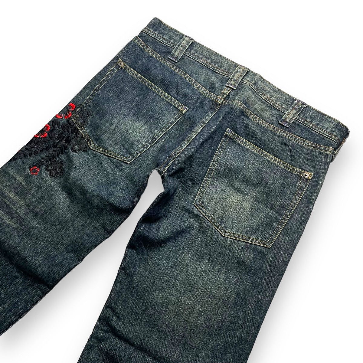Takeo Kikuchi 🇯🇵 TAKEO KIKUCHI EMBROIDERED FLORAL DENIM PANTS Size 31" - 6 Thumbnail