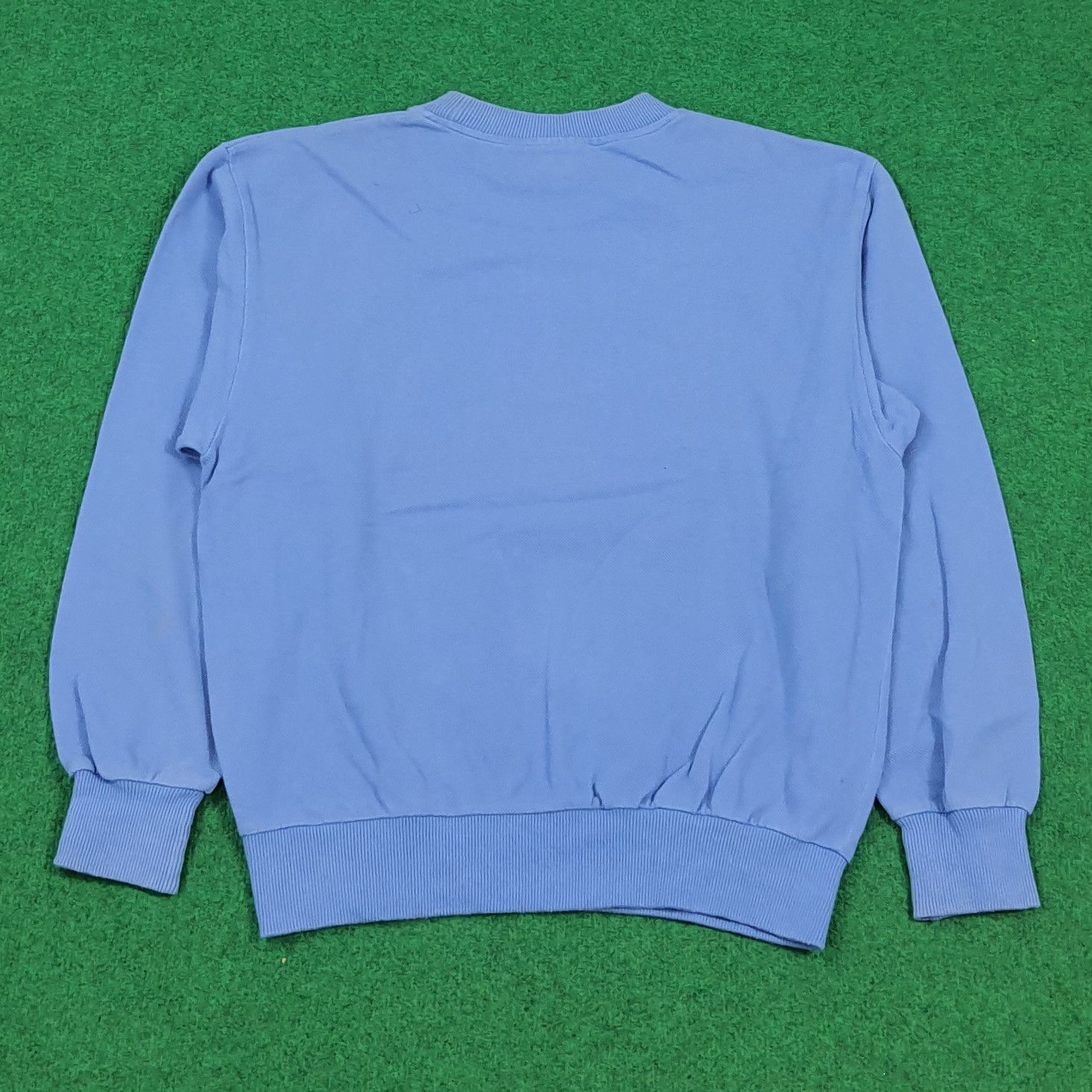 Lacoste Vintage Lacoste Big Logo Embossed Sweatshirt C306N6 Size US S / EU 44-46 / 1 - 3 Thumbnail