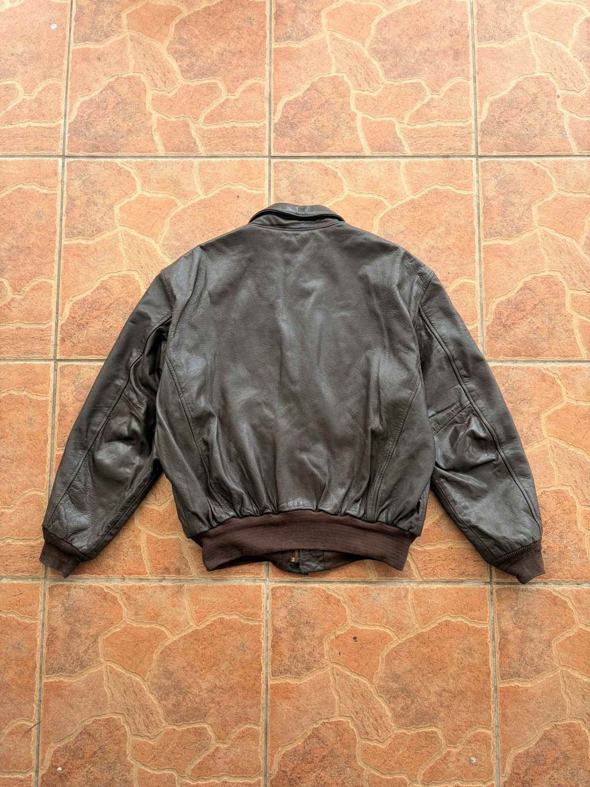 Avirex Vintage Avirex leather bomber jacket Size US XL / EU 56 / 4 - 4 Thumbnail