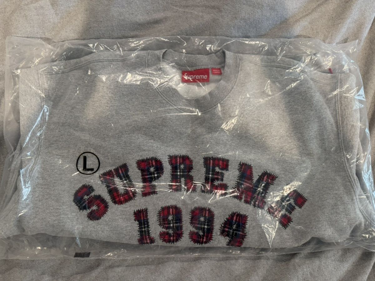 Supreme Supreme Plaid Arc Crewneck Gray Large Size US L / EU 52-54 / 3 - 1 Thumbnail