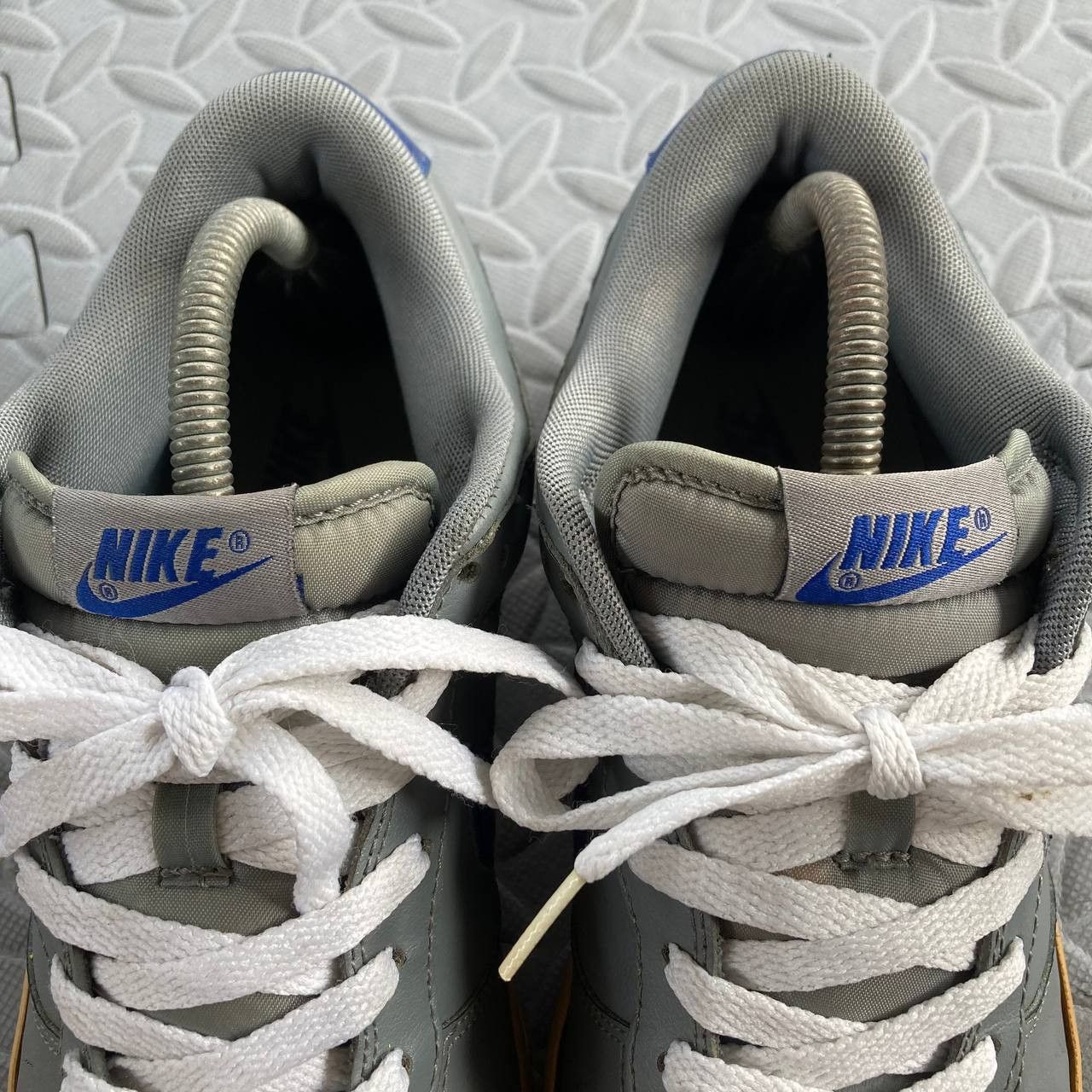 Nike 2012 ‘Cool Gray Royal’ Dunk Low Size US 9 / EU 42 - 7 Thumbnail