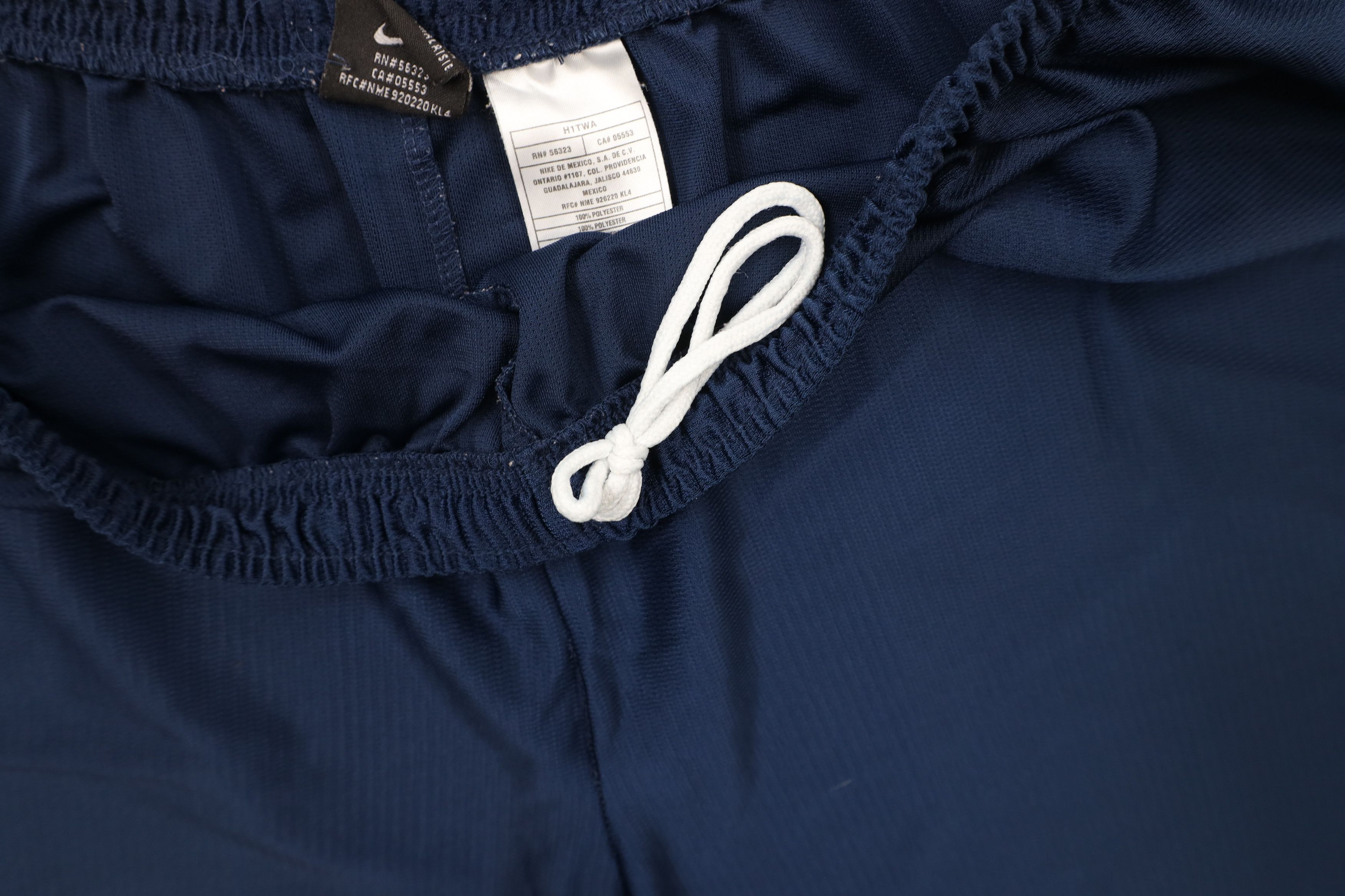 Nike × Vintage Vintage 90s Y2K Nike Scott Mini Swoosh Gym Shorts Navy Blue Size US 38 / EU 54 - 8 Thumbnail