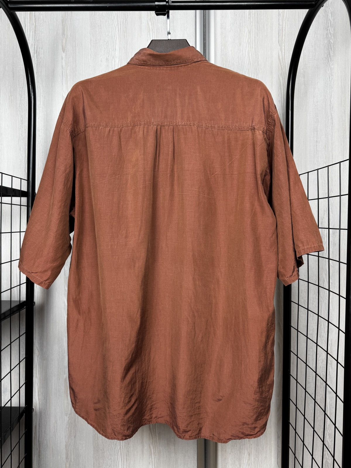 Valentino Valentino Uomo vintage brown rare silk ss shirt size XL Size US XL / EU 56 / 4 - 9 Thumbnail