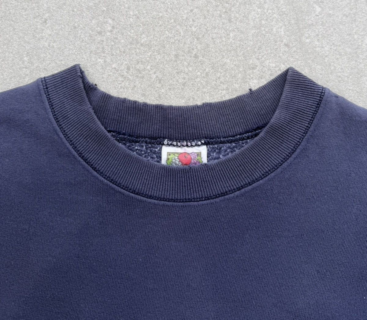 Vintage Vintage 90s Dragon Optical Skateboard Sun Faded Sweatshirt Size US L / EU 52-54 / 3 - 8 Thumbnail