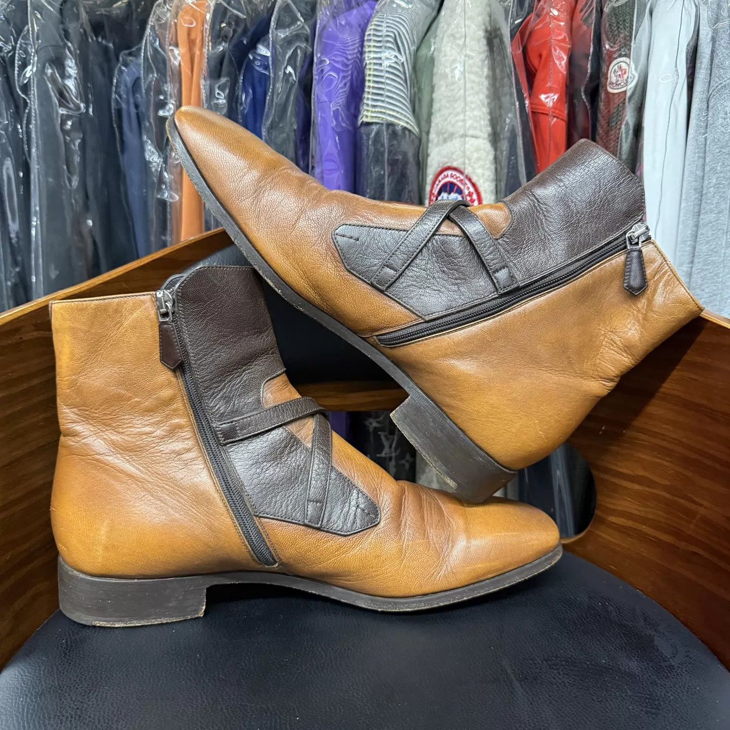 Prada Prada Show Brown Full Leather Chelsea Boots Size 9/43 Mint Size US 10 / EU 43 - 7 Thumbnail