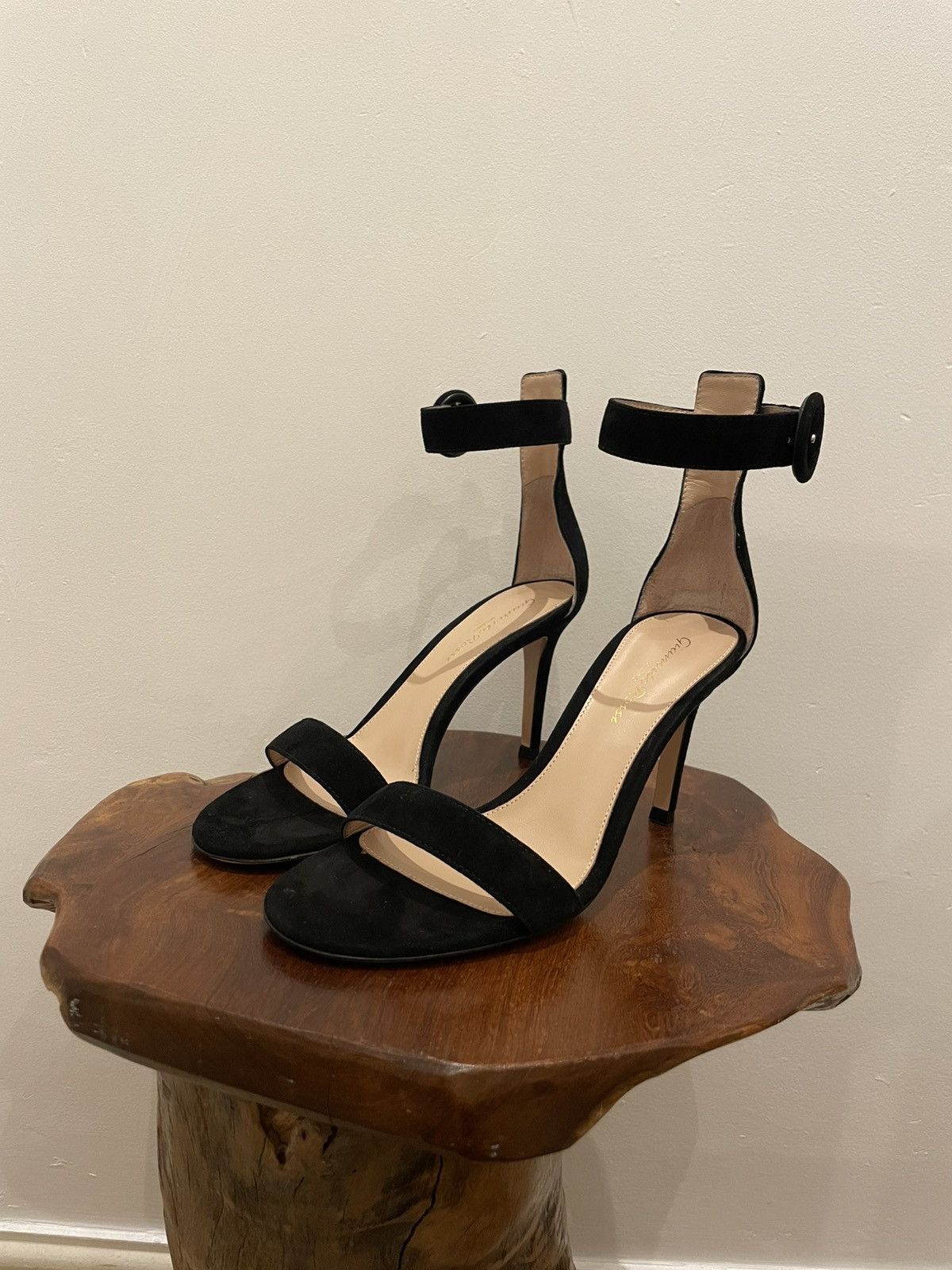 Gianvito Rossi GIANVITO ROSSI PORTOFINO 85MM Size US 6 / IT 36 - 1 Thumbnail