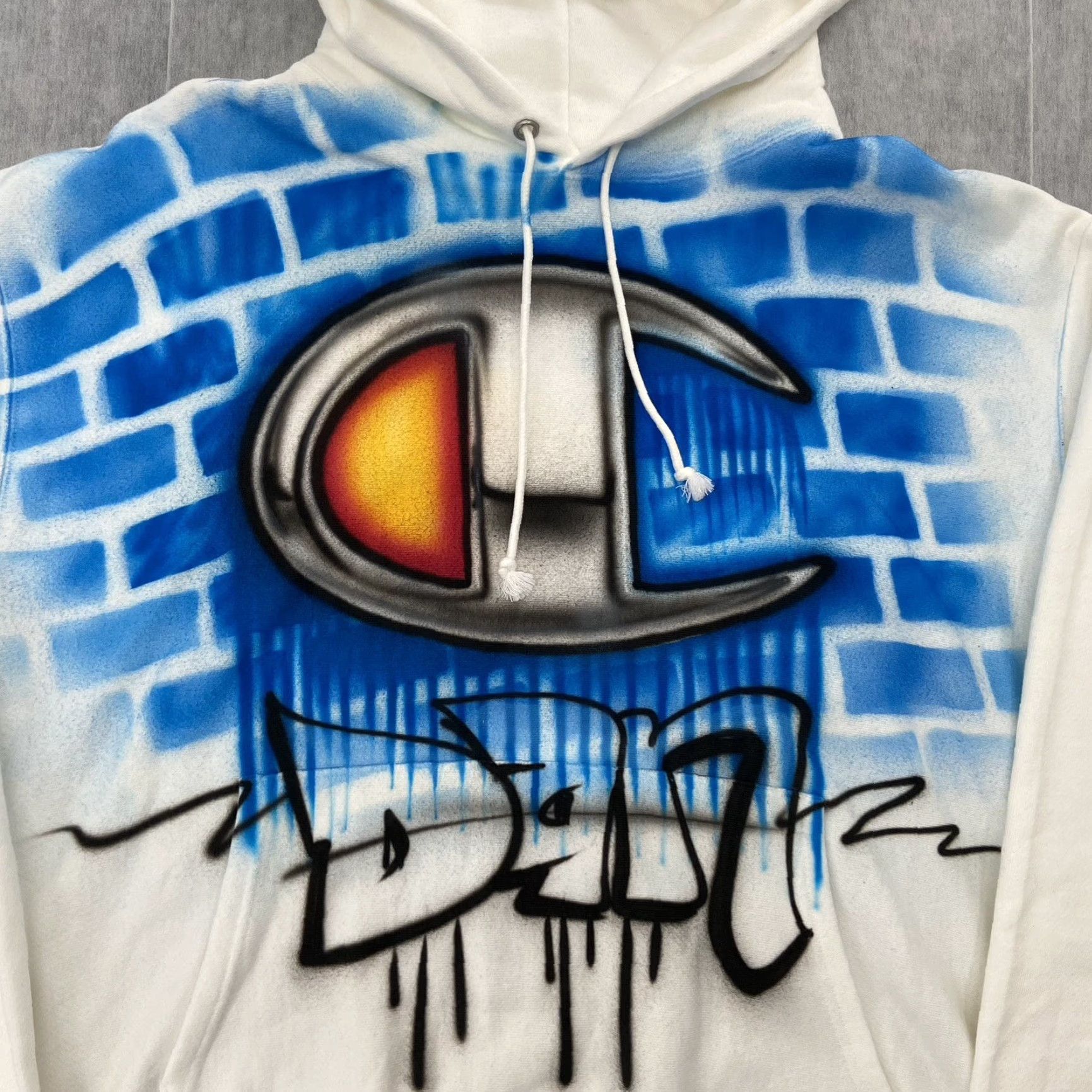 Champion Champion Reverse Weave Adult 2XL White Hoodie Graffiti Dan Logo Mens XXL Hoodie Champion White 2XL Reverse Weave Graffiti Dan Logo Mens XXL Adult Size US XXL / EU 58 / 5 - 3 Thumbnail