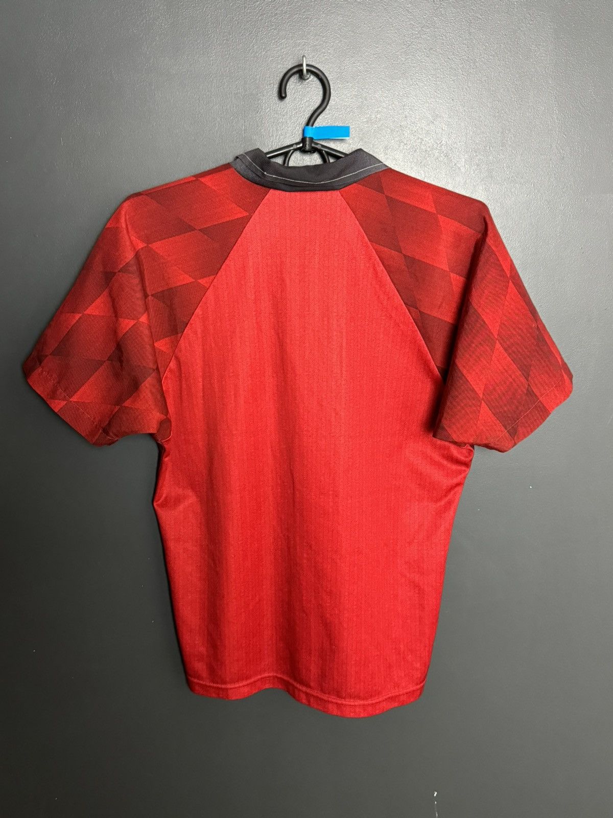 Umbro KIDS Manchester United 96/98 Home Football Jersey T-Shirt Size US XS / EU 42 / 0 - 2 Thumbnail