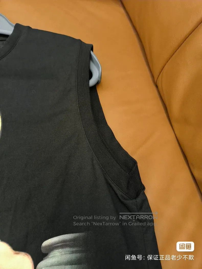 Givenchy Givenchy Black Madonna print sleeveless T-shirt / vest (ma Size US S / EU 44-46 / 1 - 5 Thumbnail